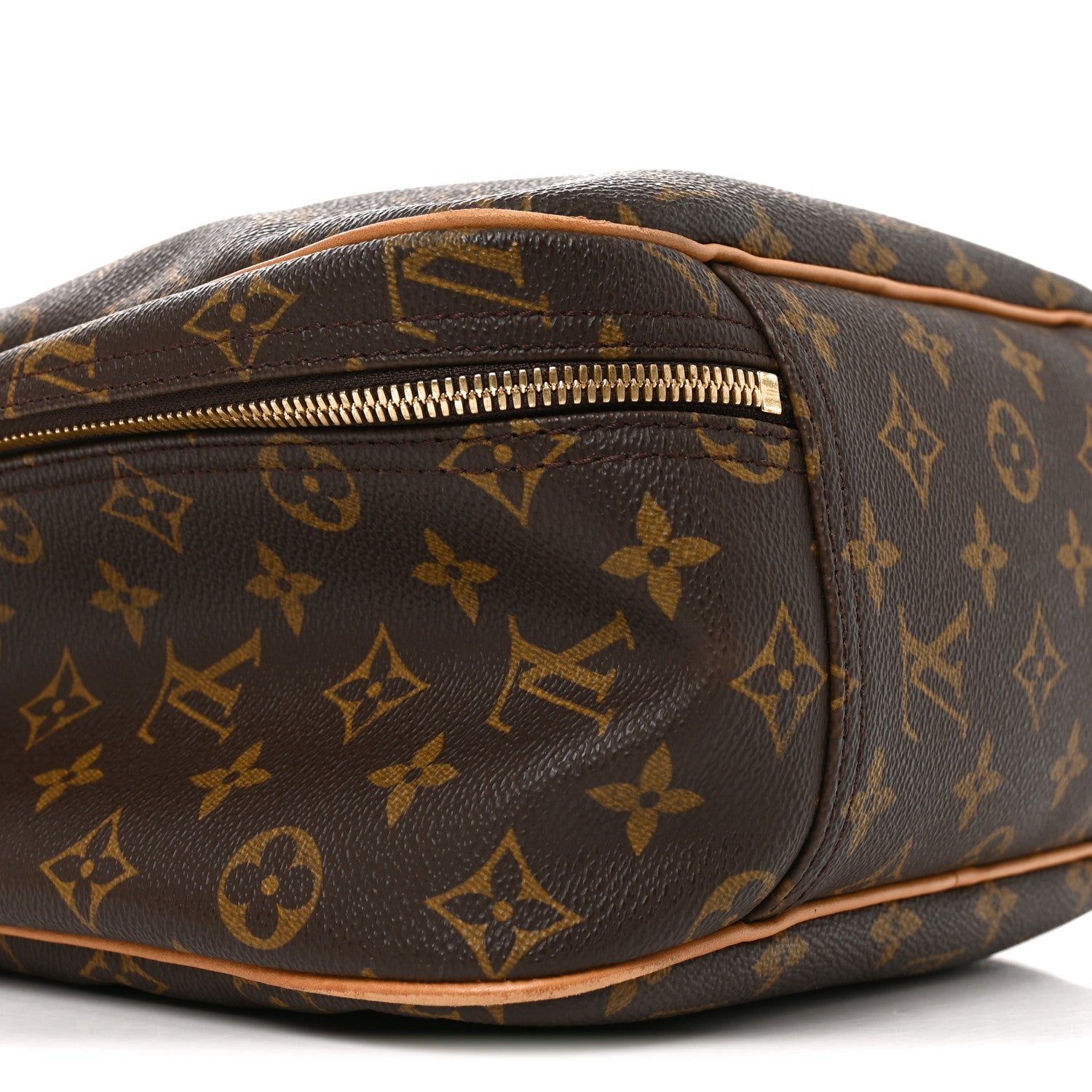 Louis Vuitton Monogram Excursion Shoe Bag 8 of 9