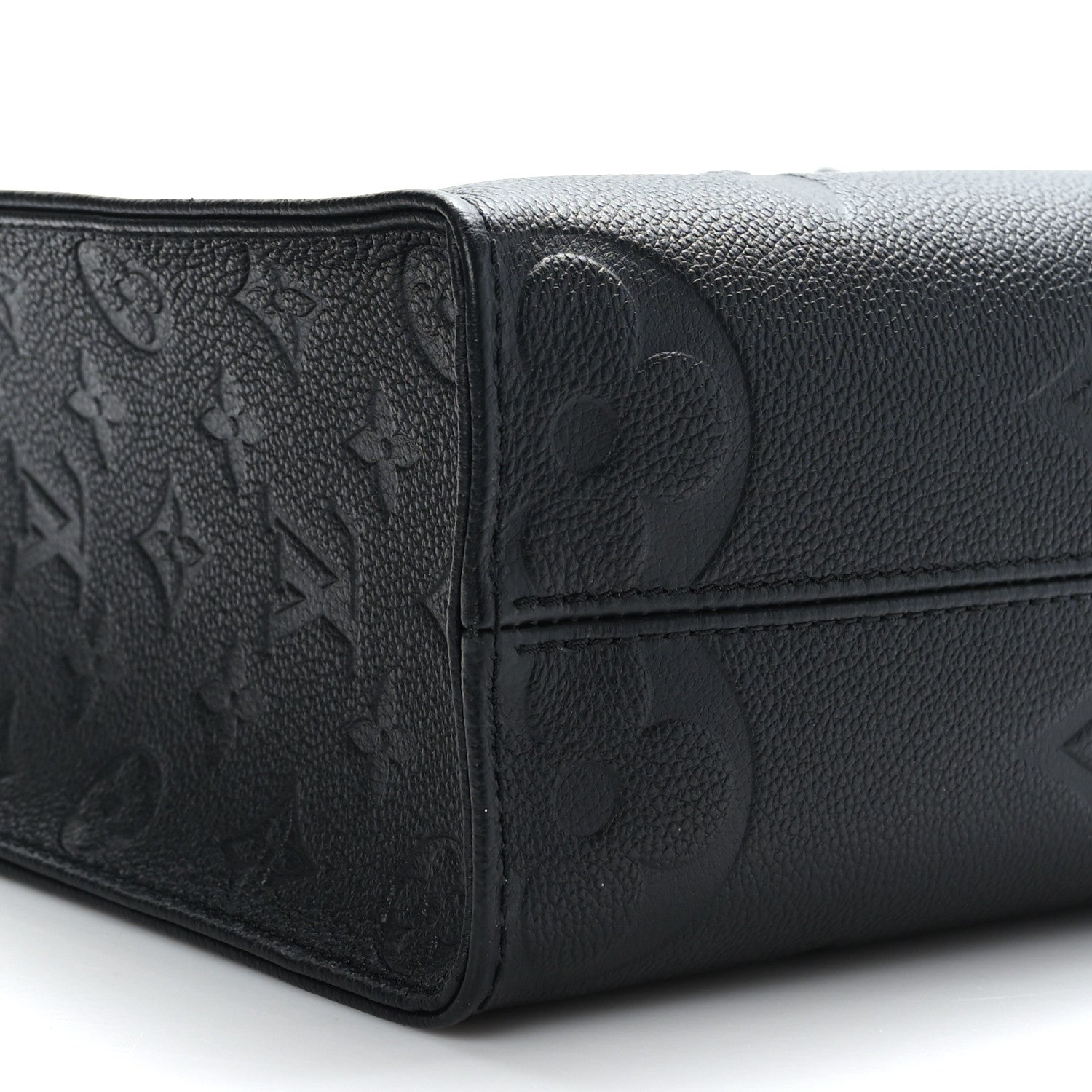 Louis Vuitton Empreinte Monogram Giant Onthego PM Black 7 of 8