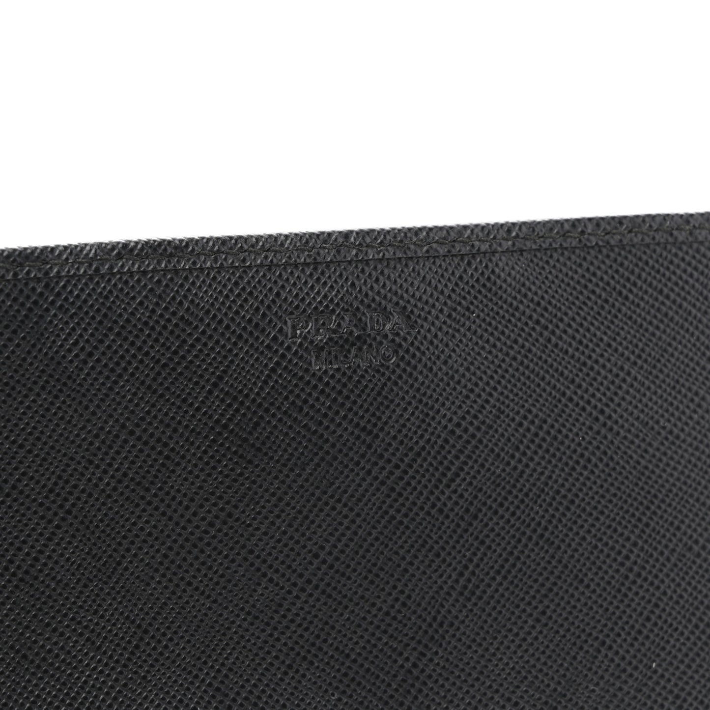 Saffiano Metal Oro Chain Wallet Black