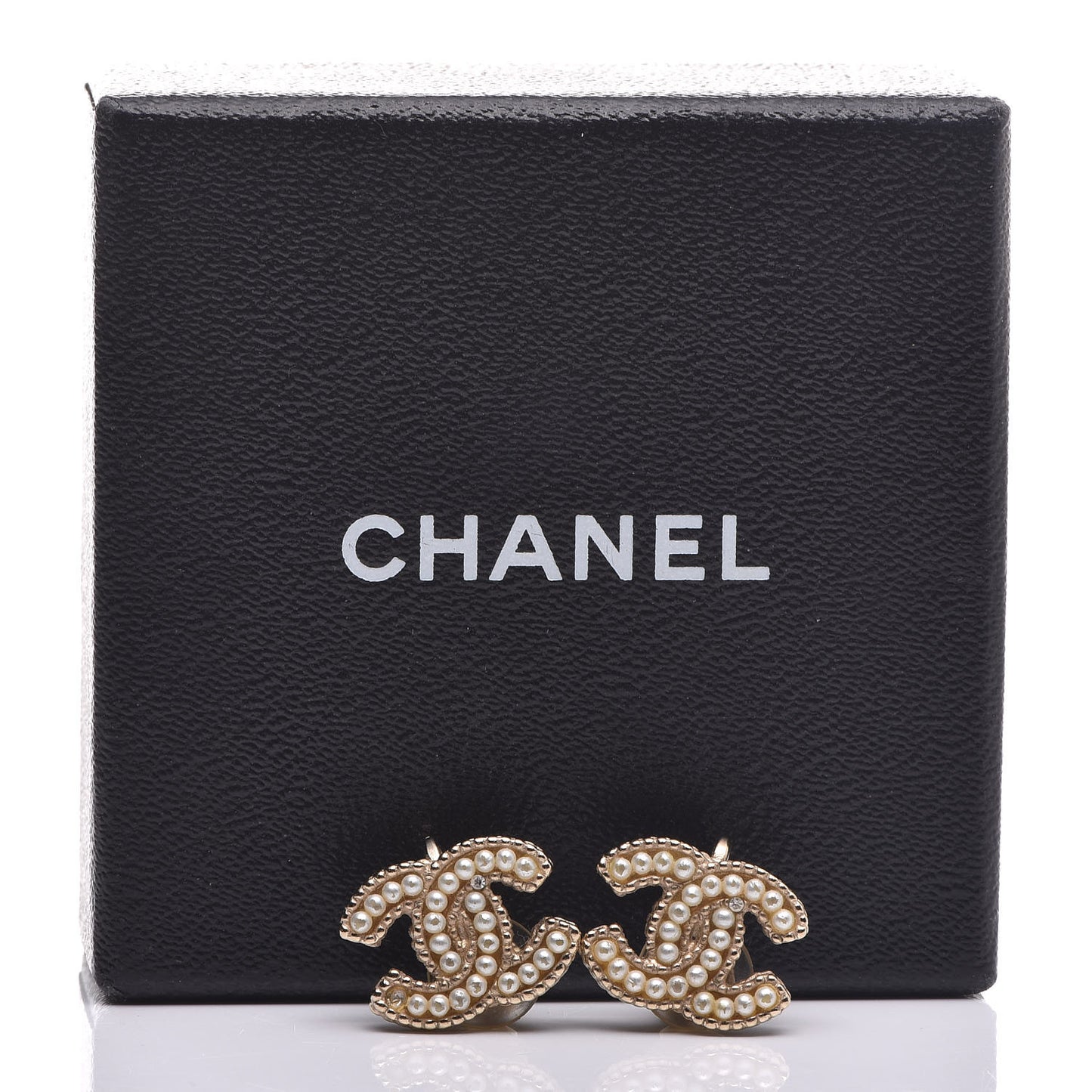Pearl CC Clip On Earrings Light Gold