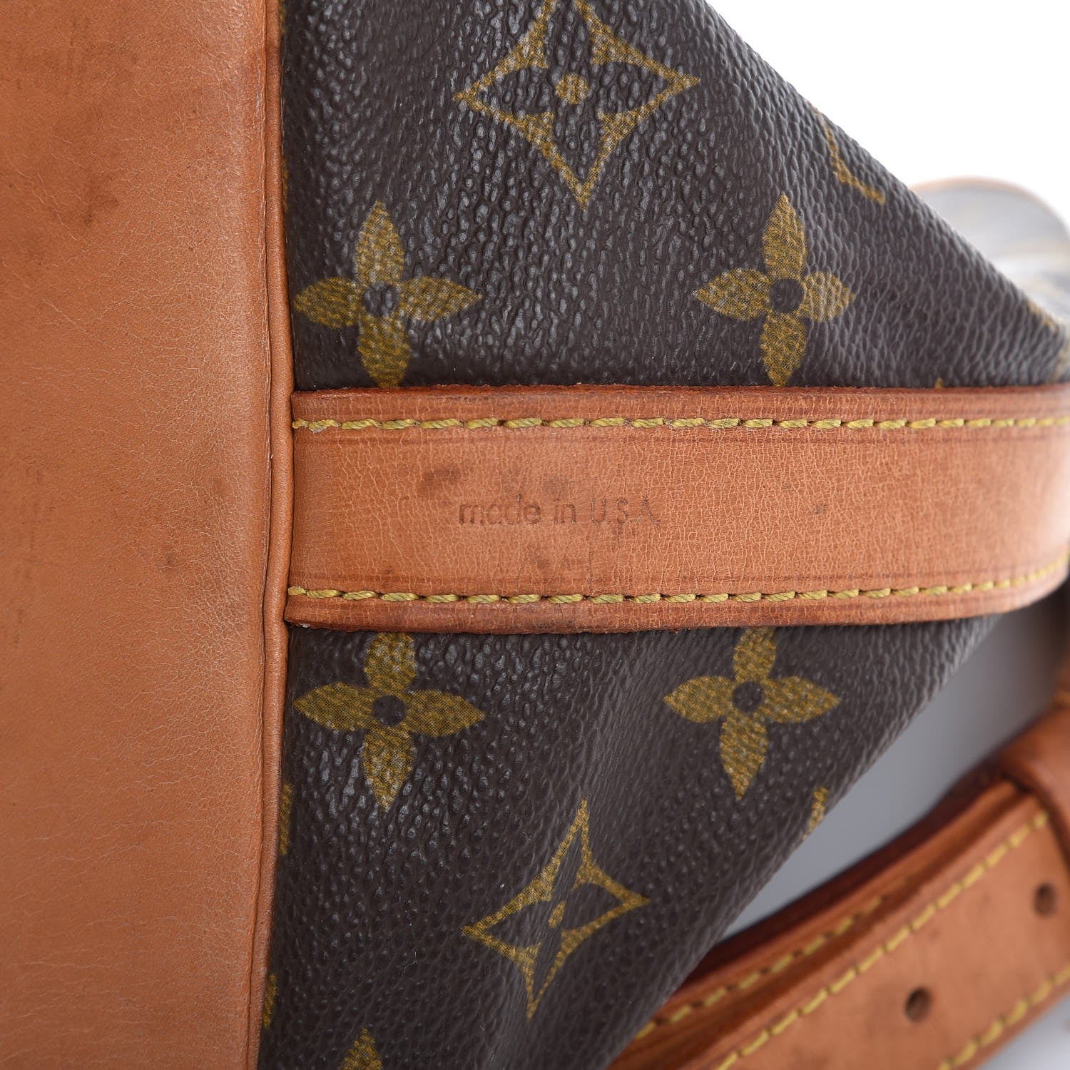 Louis Vuitton Monogram Petit Noe 6 of 15
