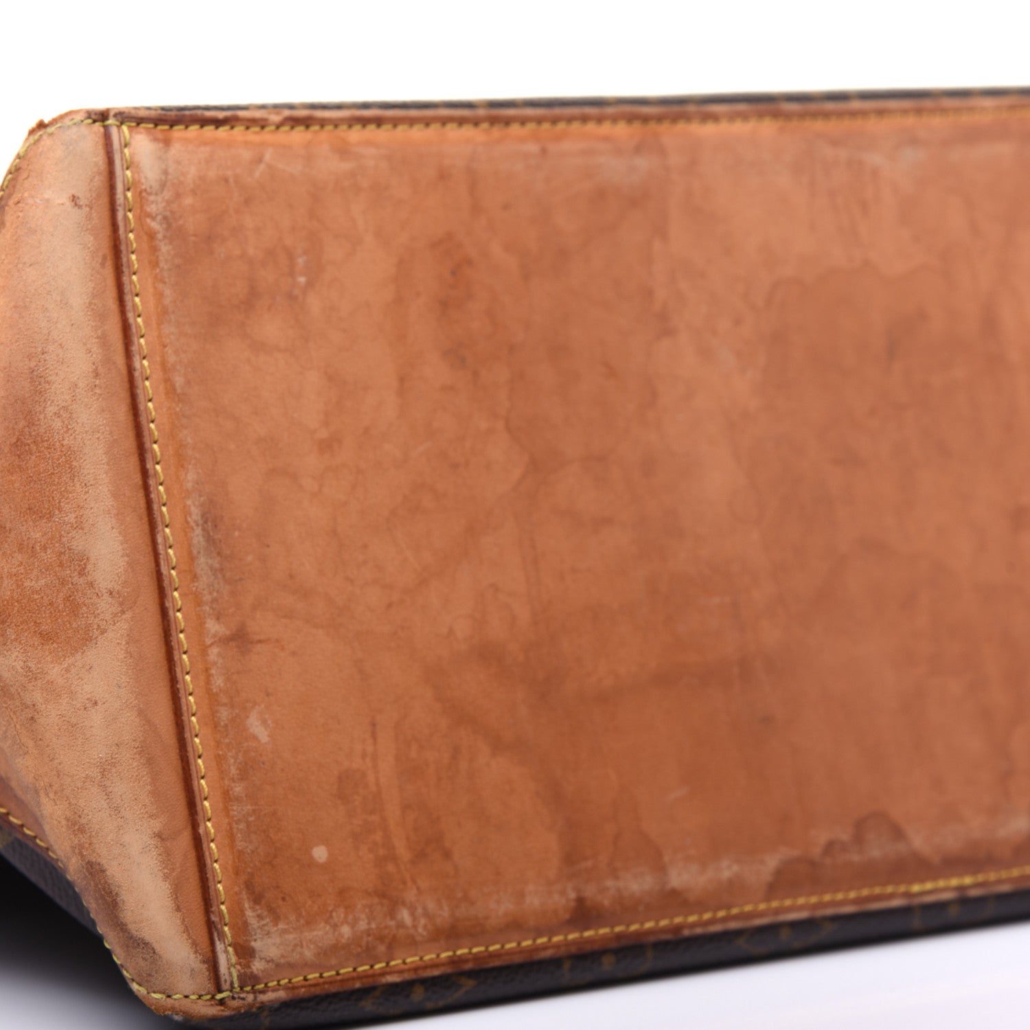 Louis Vuitton Monogram Cabas Mezzo 6 of 25