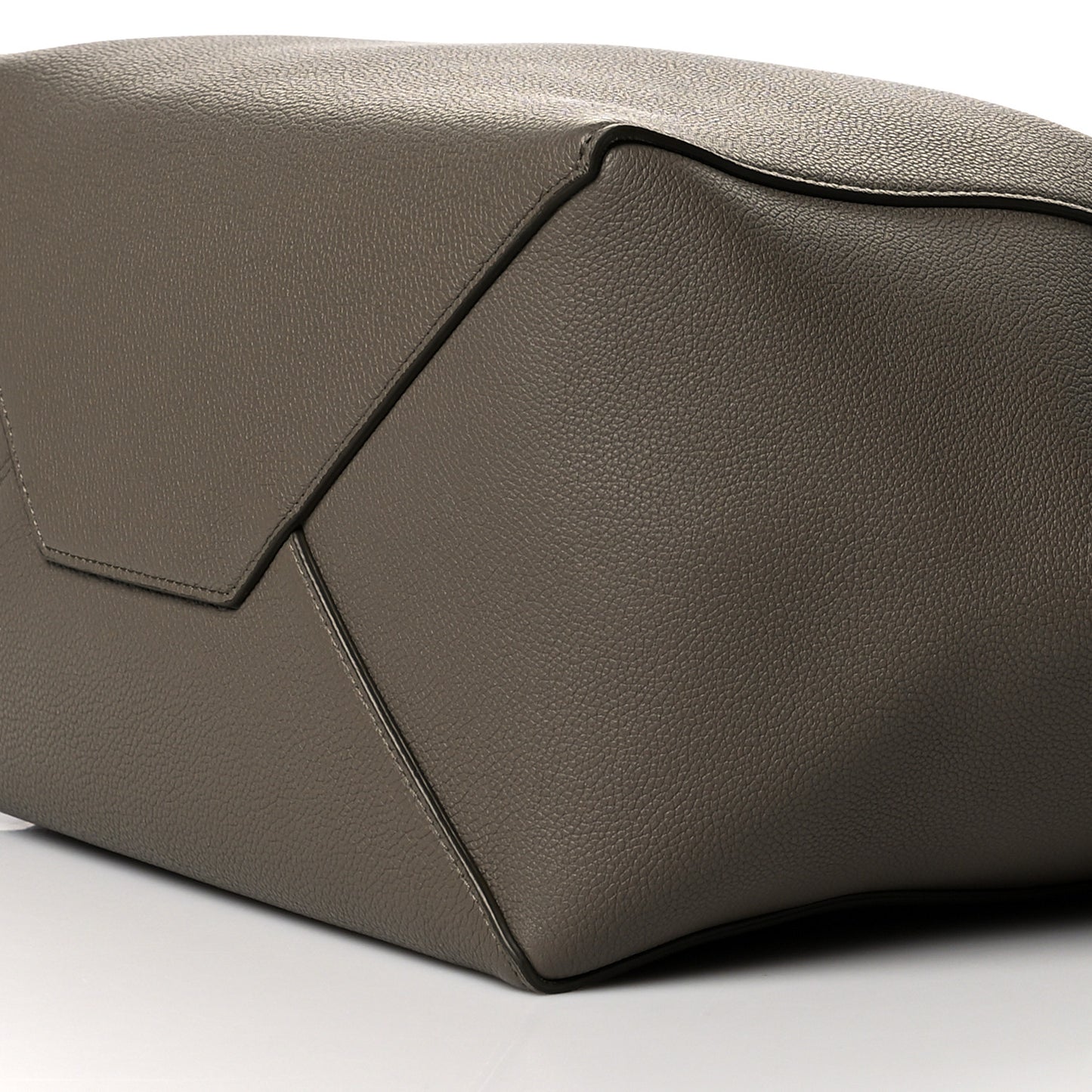 Soft Grained Calfskin Small Belt Cabas Phantom Taupe