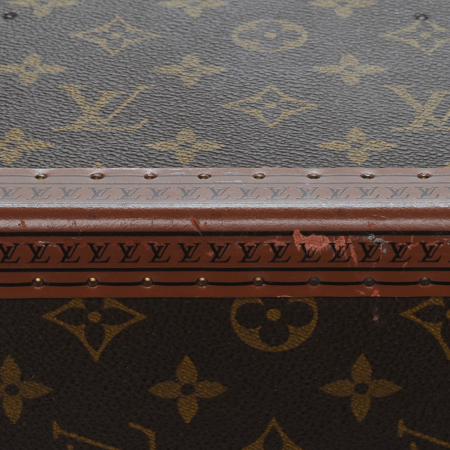 Monogram Boite Flacons Beauty Train Trunk Case