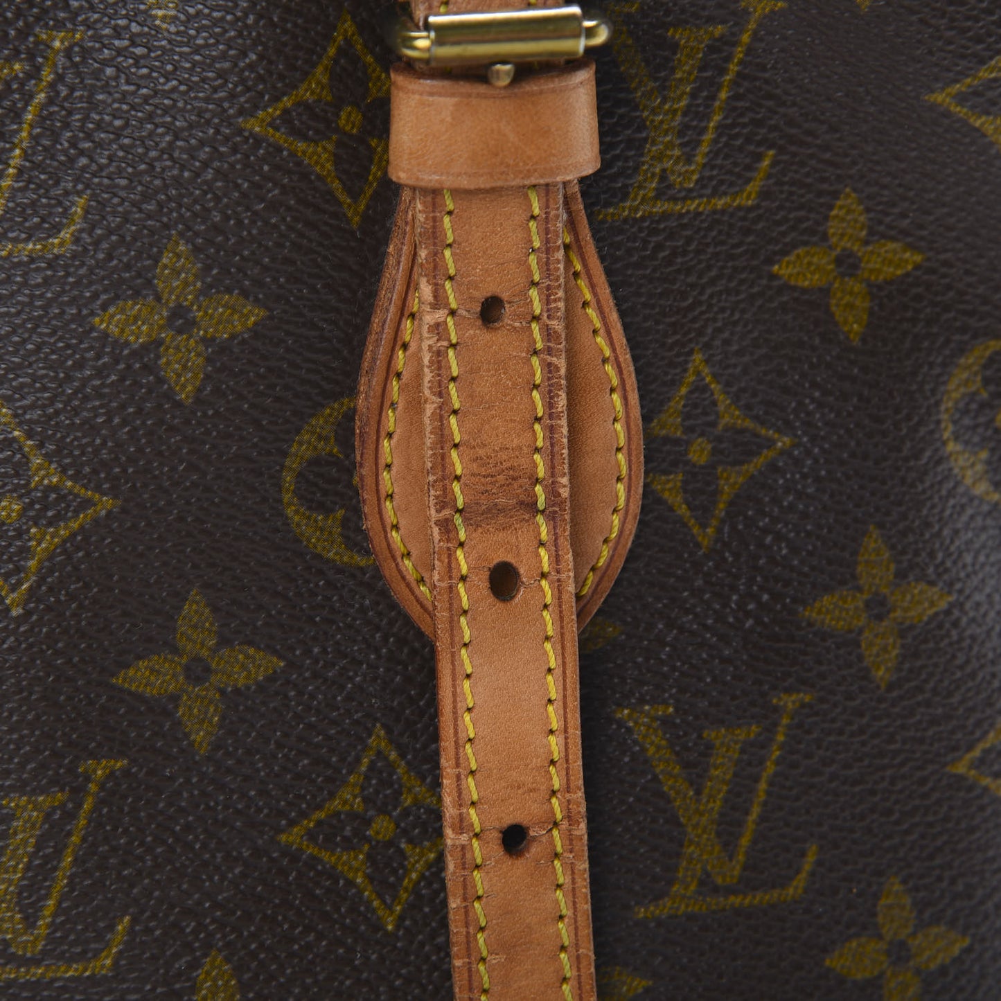Monogram Petit Bucket 23