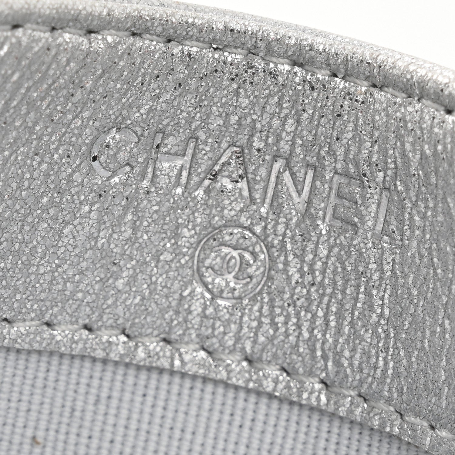 Chanel Metallic Lambskin Quilted CC Card Holder Silver 6 of 10