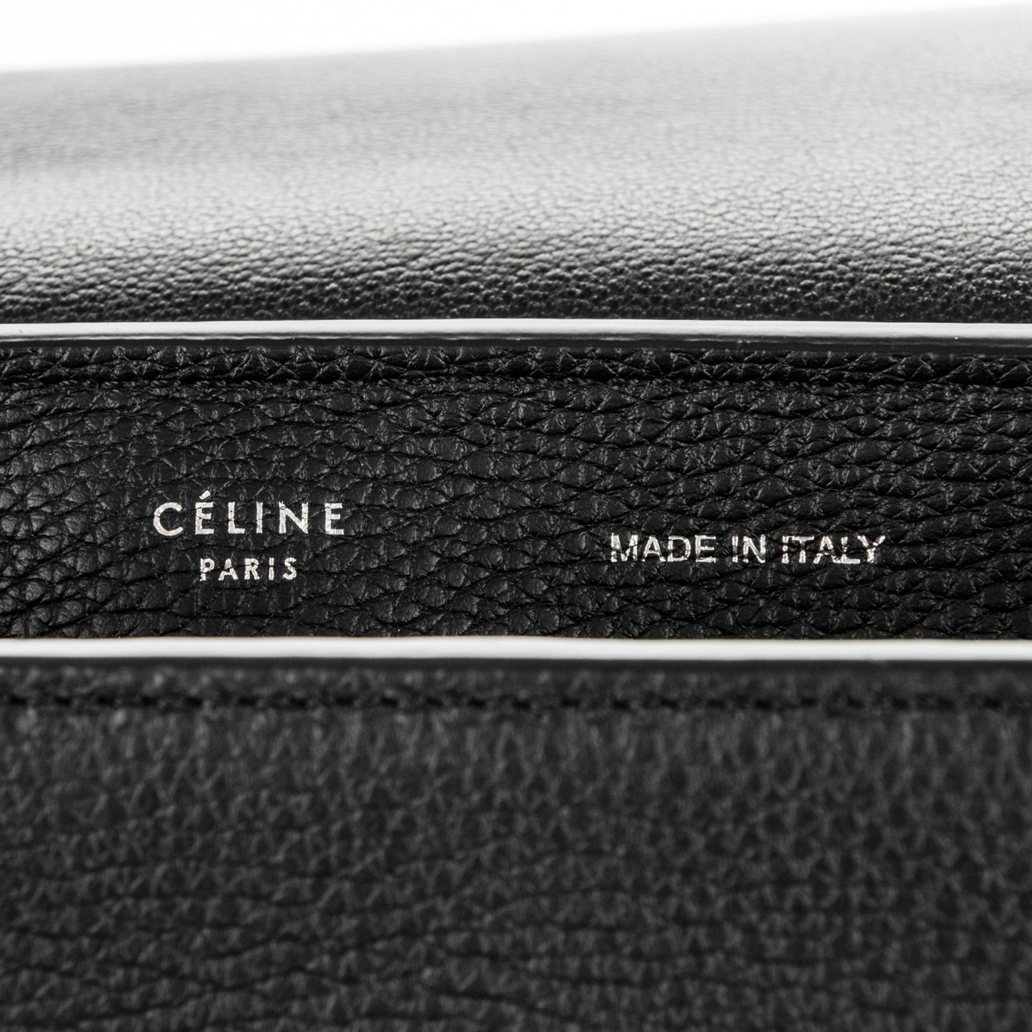 Drummed Calfskin Suede Medium Trapeze Black