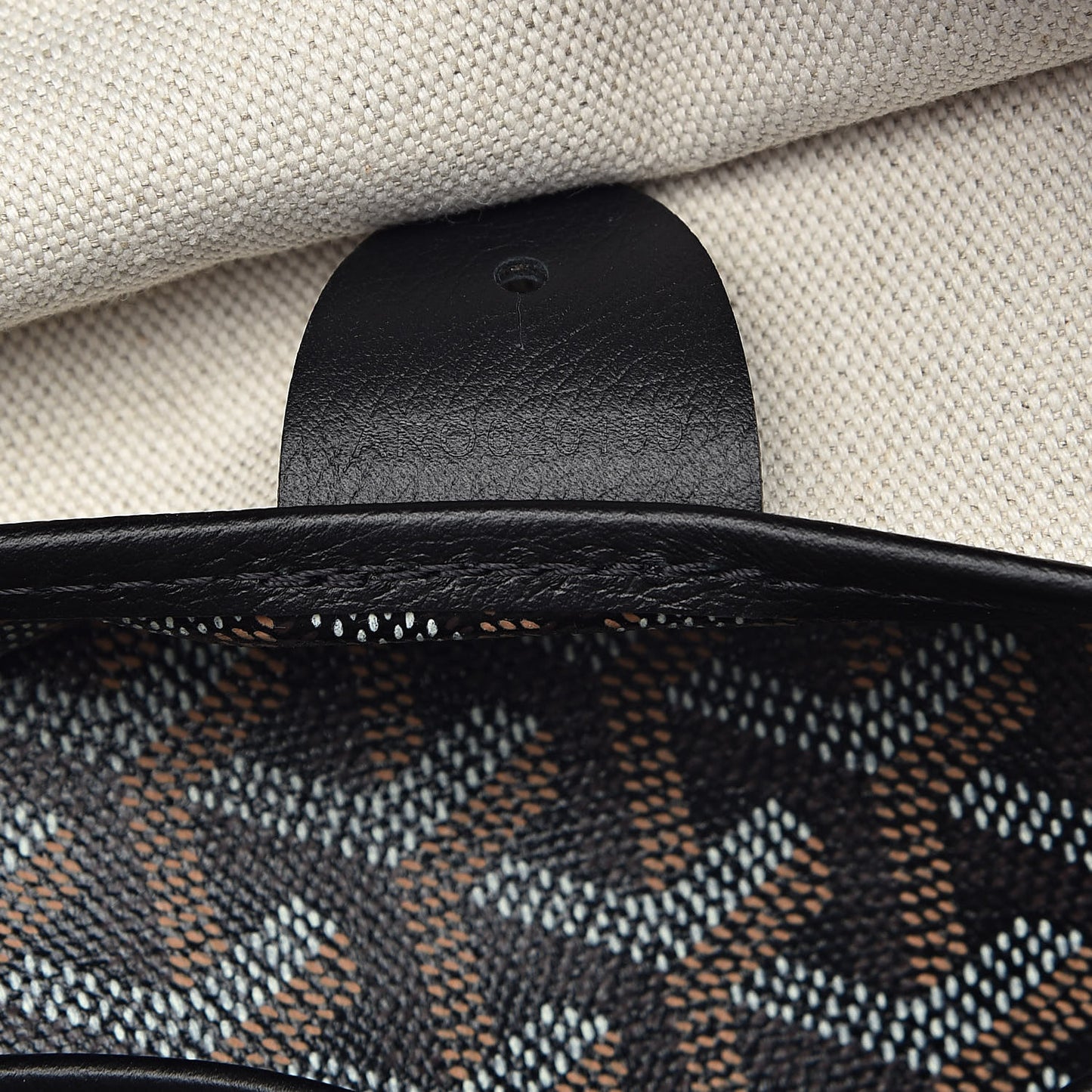 Goyardine Artois MM Black