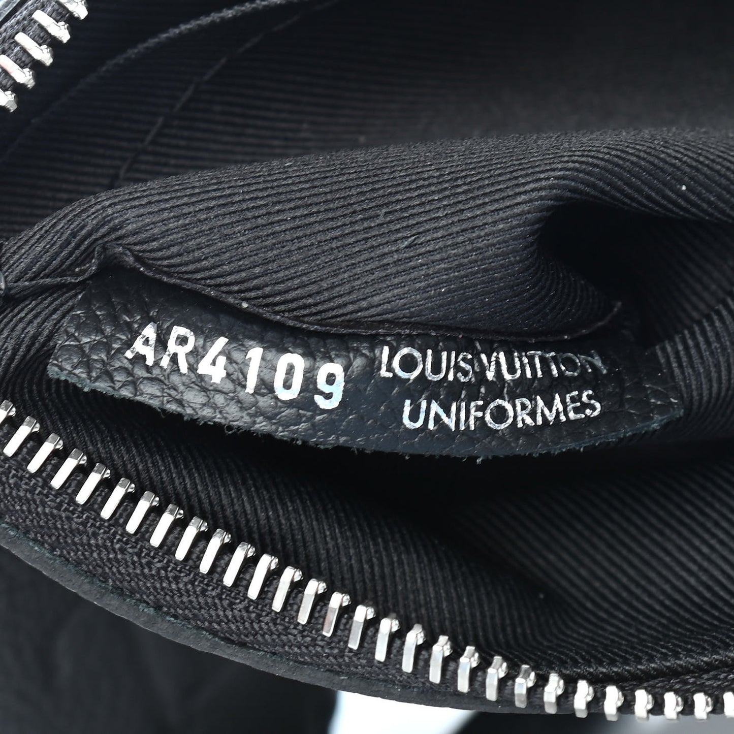 Empreinte Pallas Crossbody Black