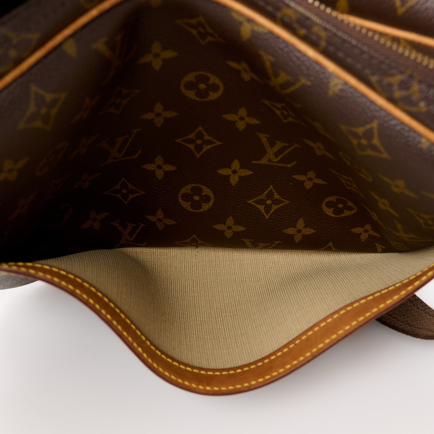 Monogram Reporter PM