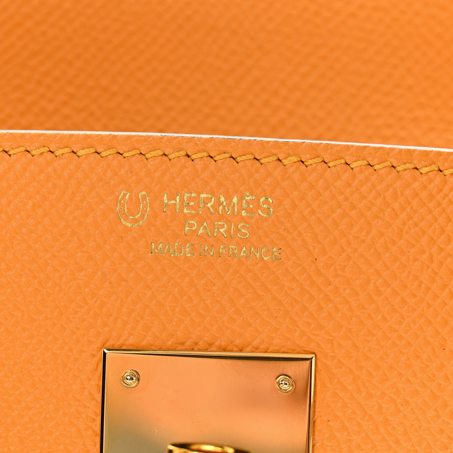 Epsom Horseshoe Birkin 30 Abricot Trench