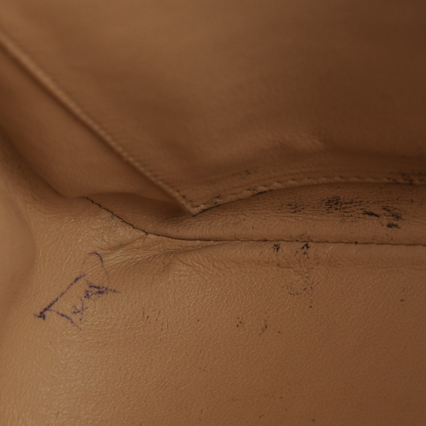 Caviar Quilted Jumbo Single Flap Beige