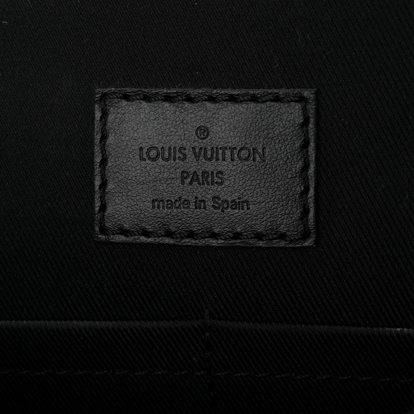 Monogram Eclipse Saumur Messenger NV Black