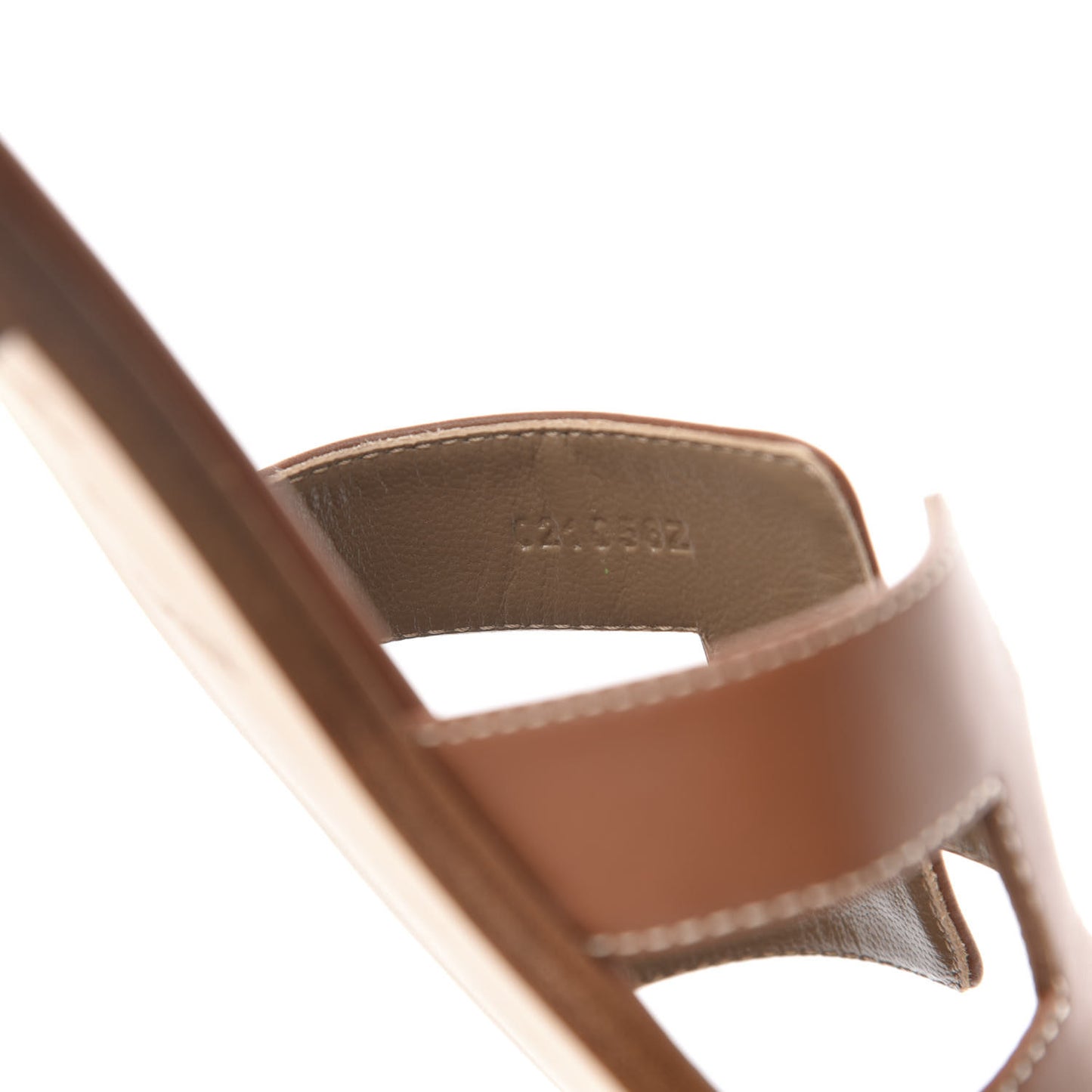 Box Calfskin Oran Sandals 36 Gold