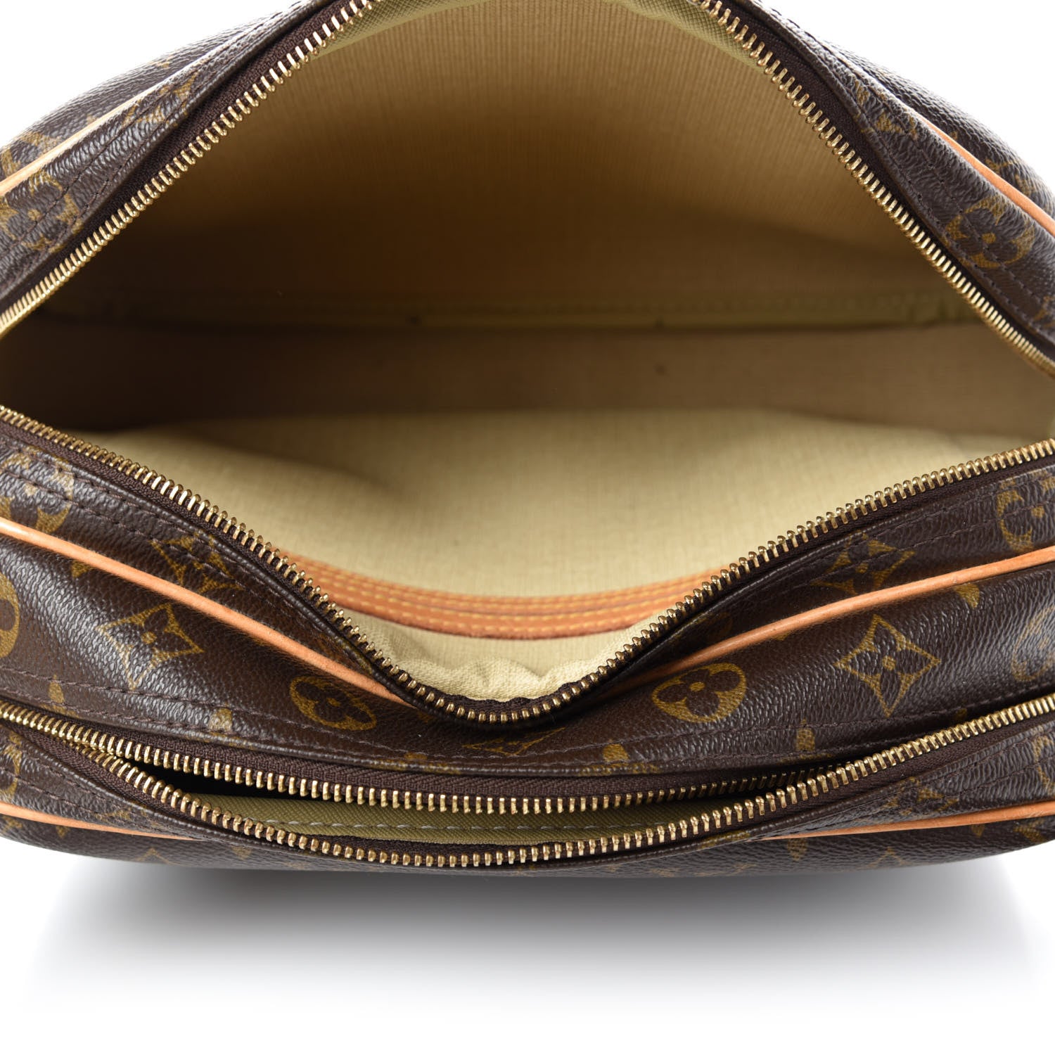 Louis Vuitton Monogram Reporter PM 5 of 11