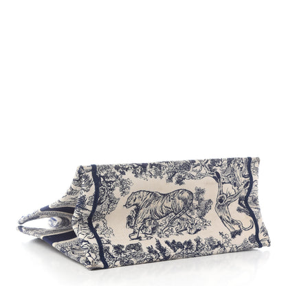 Christian Dior Canvas Embroidered Medium Dioriviera Toile De Jouy Book Tote Blue 3 of 12