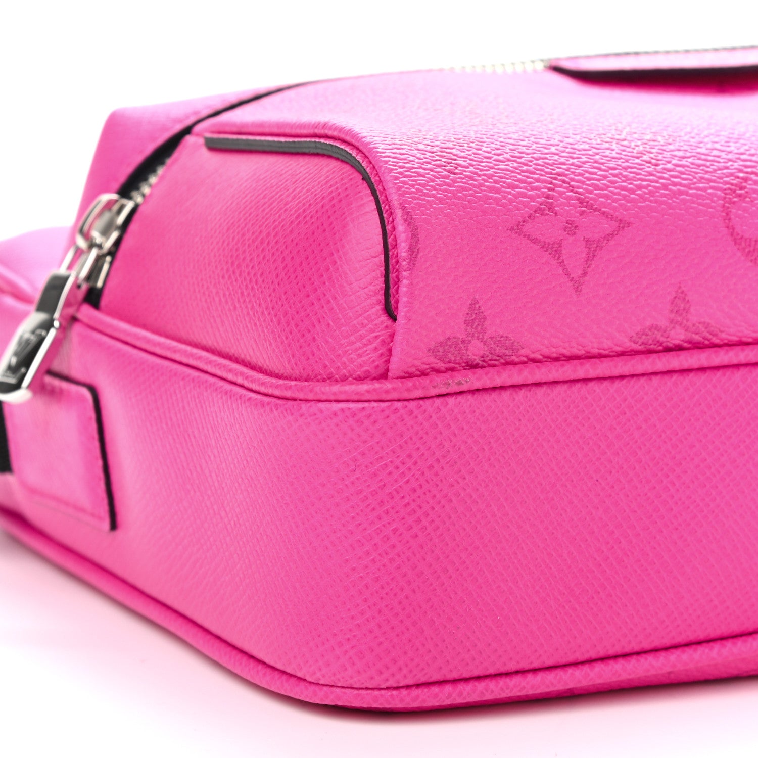 Louis Vuitton Taigarama Outdoor Messenger Fuchsia 7 of 8