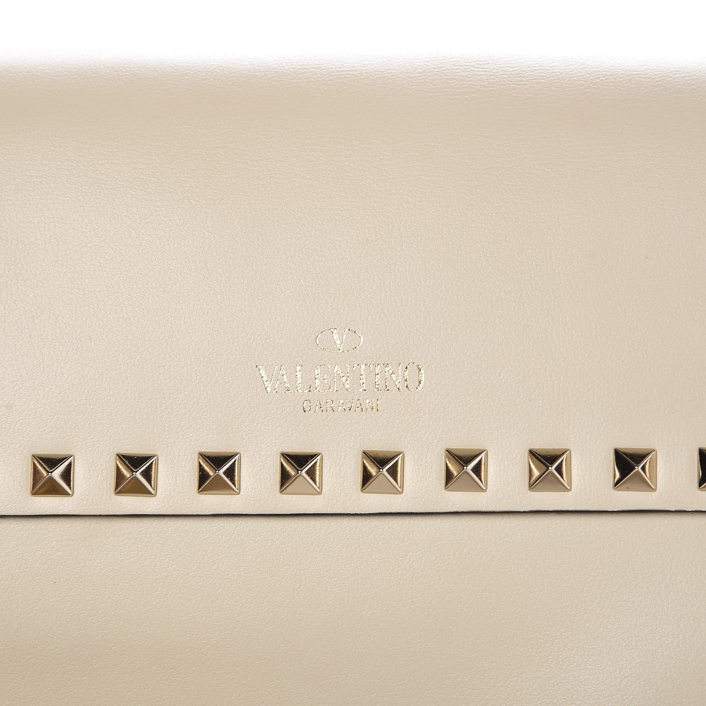 Vitello Rockstud Top Handle Shoulder Bag Ivory