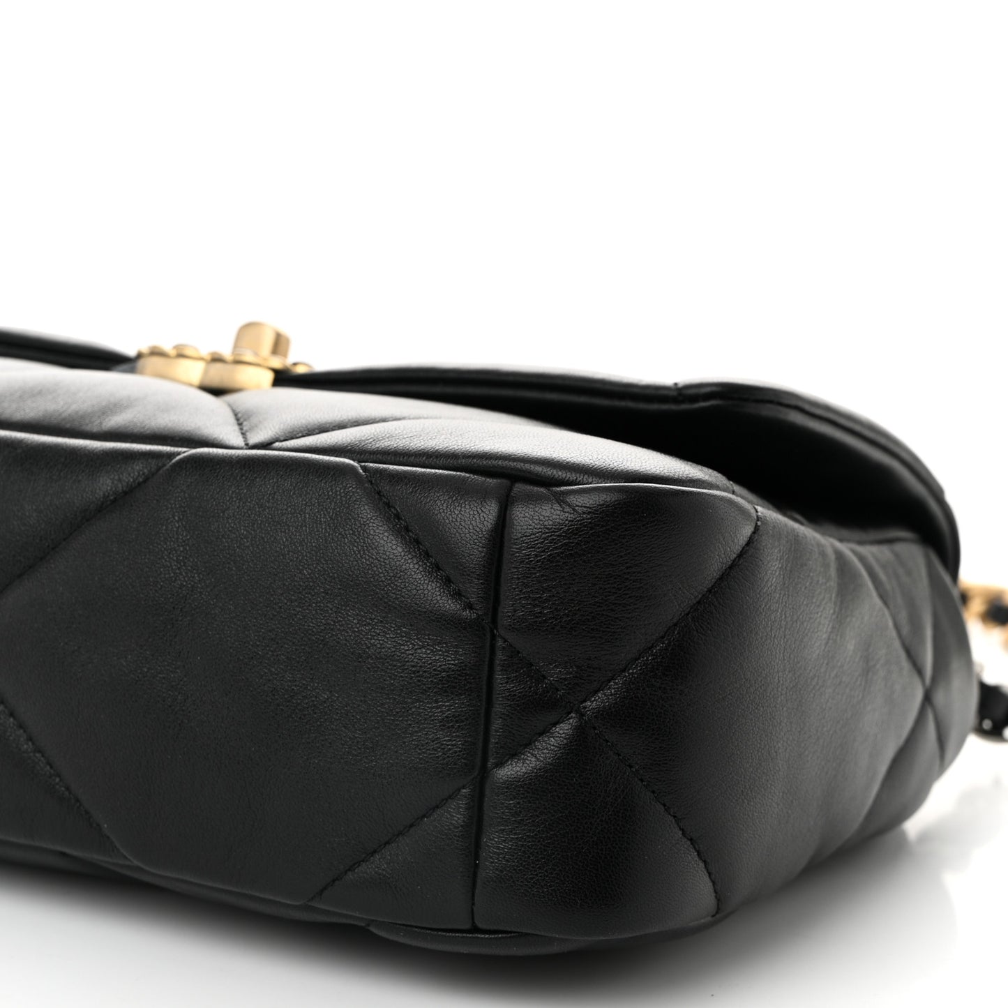 Lambskin Quilted Medium Chanel 19 Flap Black