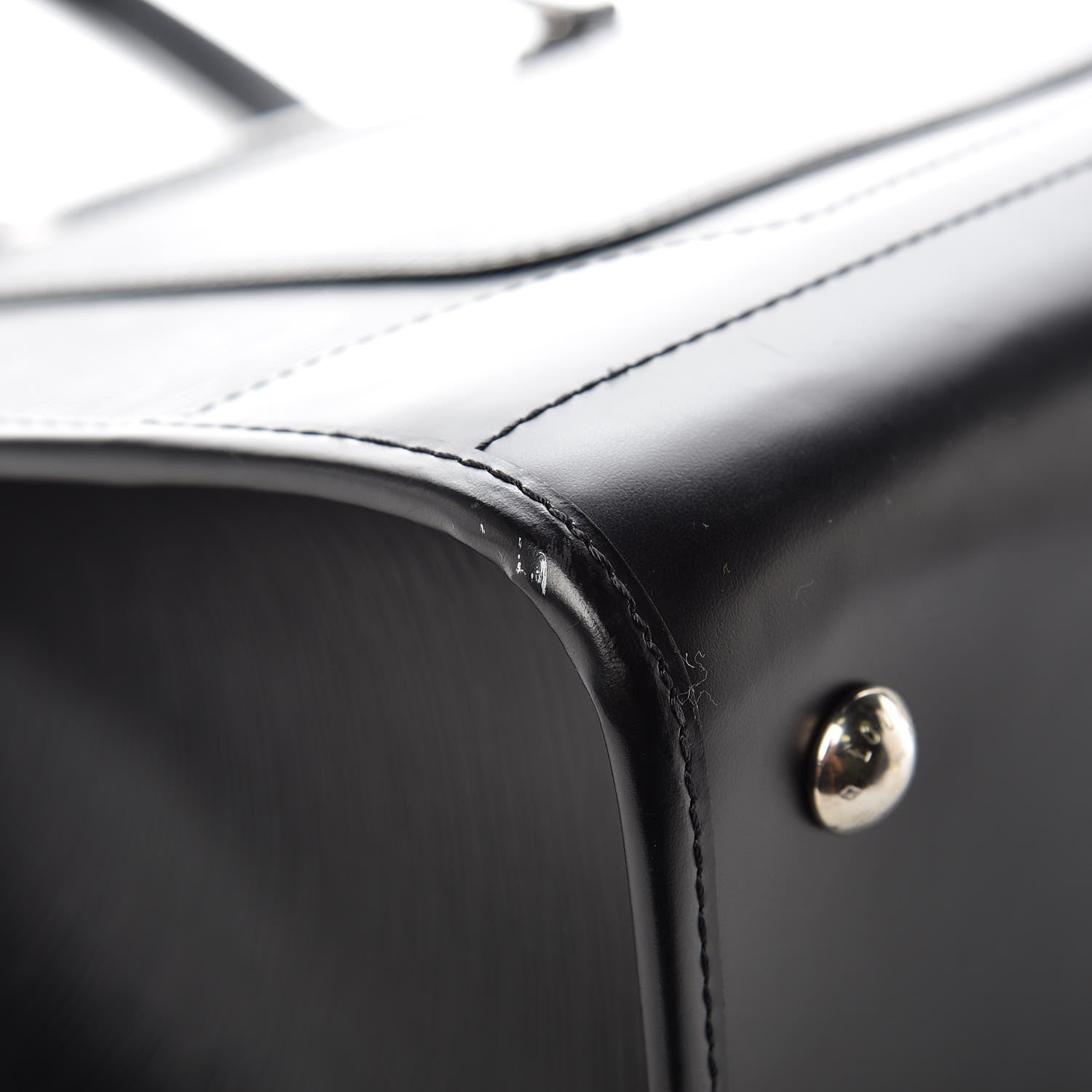 Louis Vuitton Epi Madeleine GM Black 16 of 20