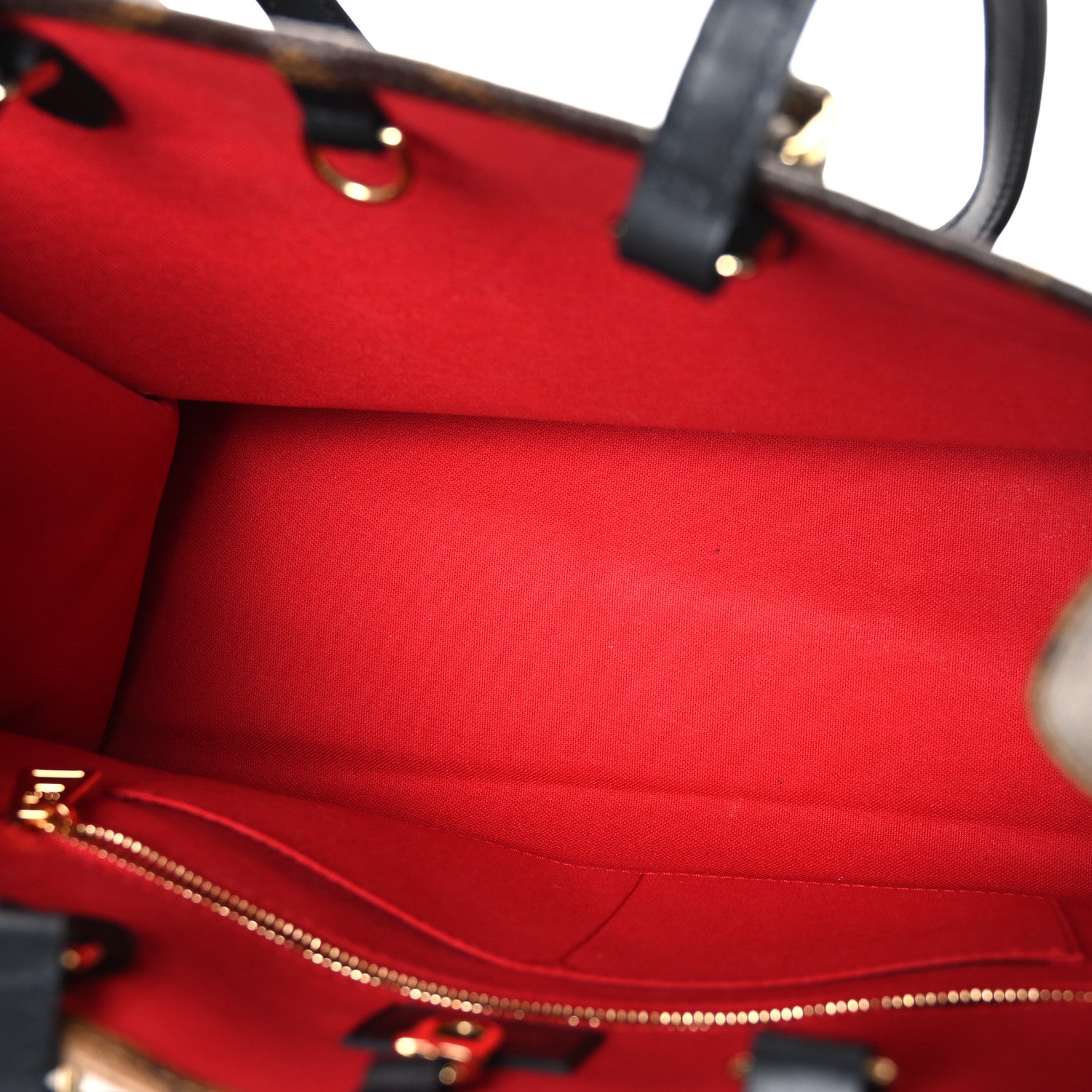 Louis Vuitton Reverse Monogram Giant Onthego MM 5 of 9