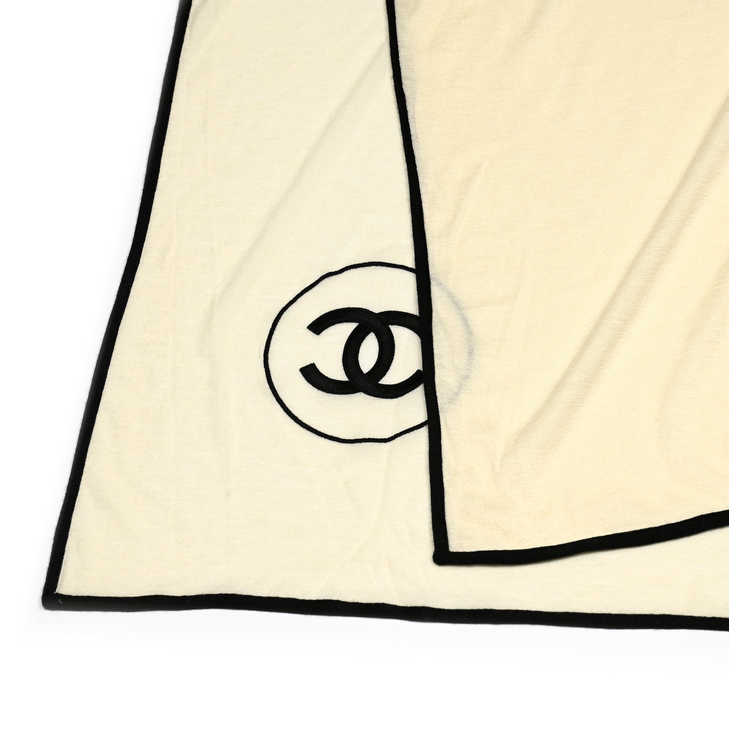 Chanel Cashmere Silk CC Scarf White Black 4 of 4