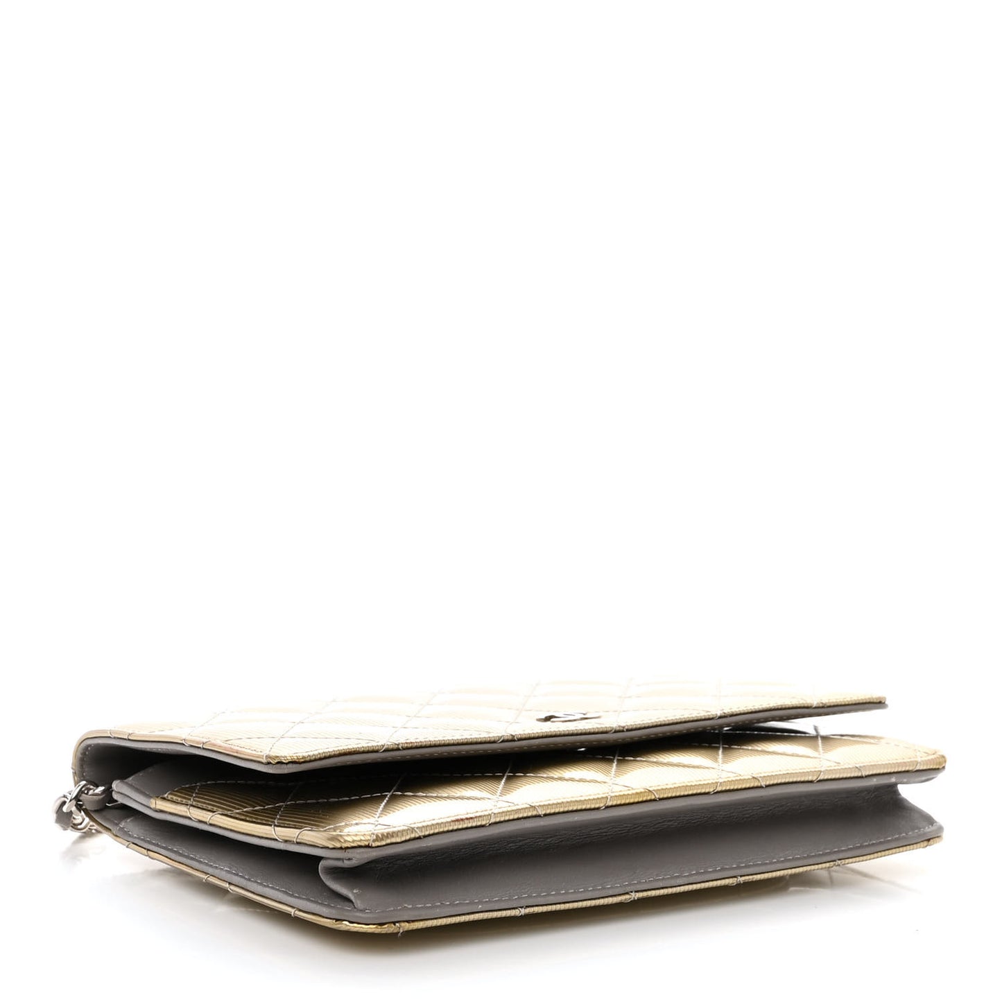 Striated Patent Quilted Wallet On Chain WOC Beige