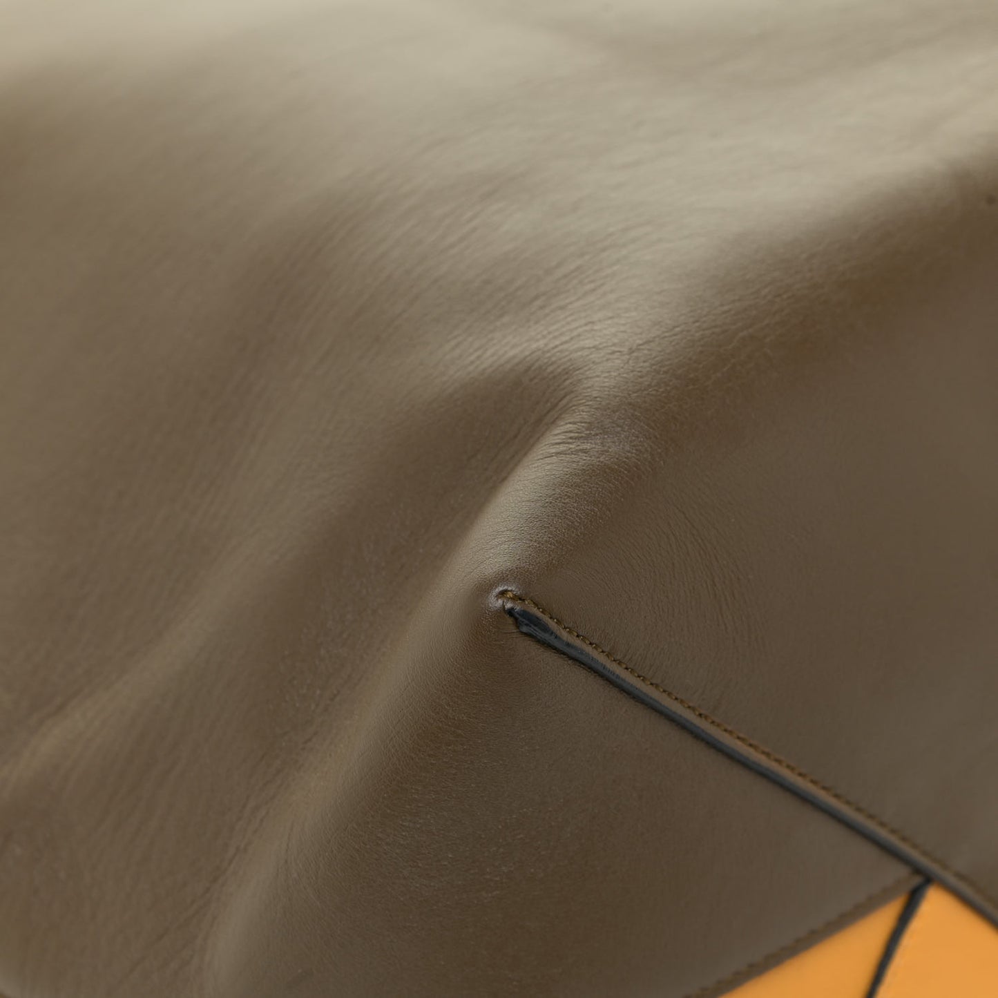 Shiny Smooth Calfskin Twisted Cabas Yellow Khaki