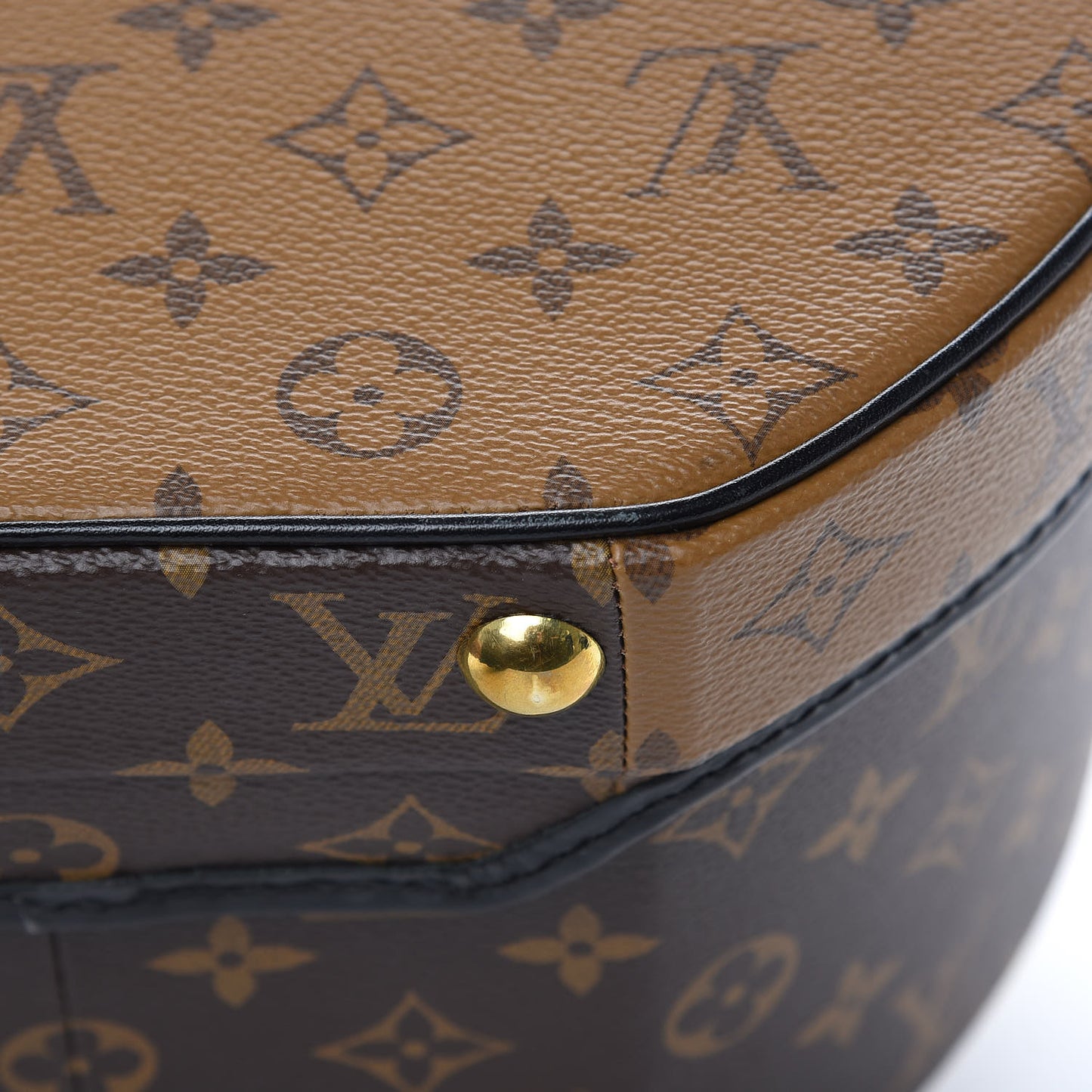 Reverse Monogram Boite Chapeau 30