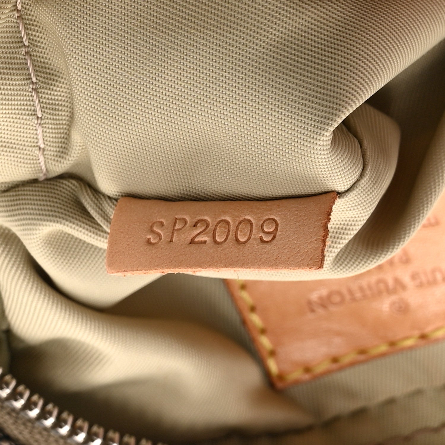 Louis Vuitton Damier Geant Citadin Messenger Terre 7 of 10