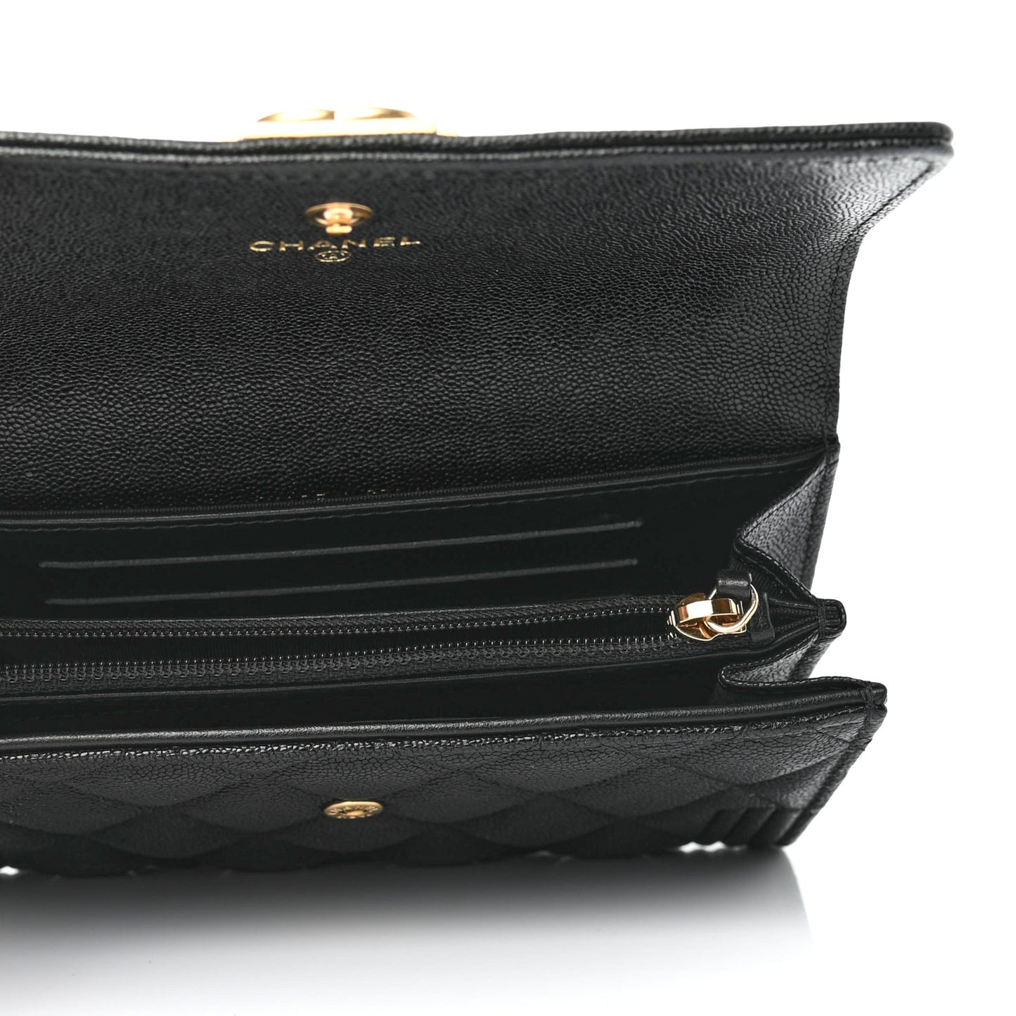 Caviar Quilted Medium Boy Flap Wallet Black