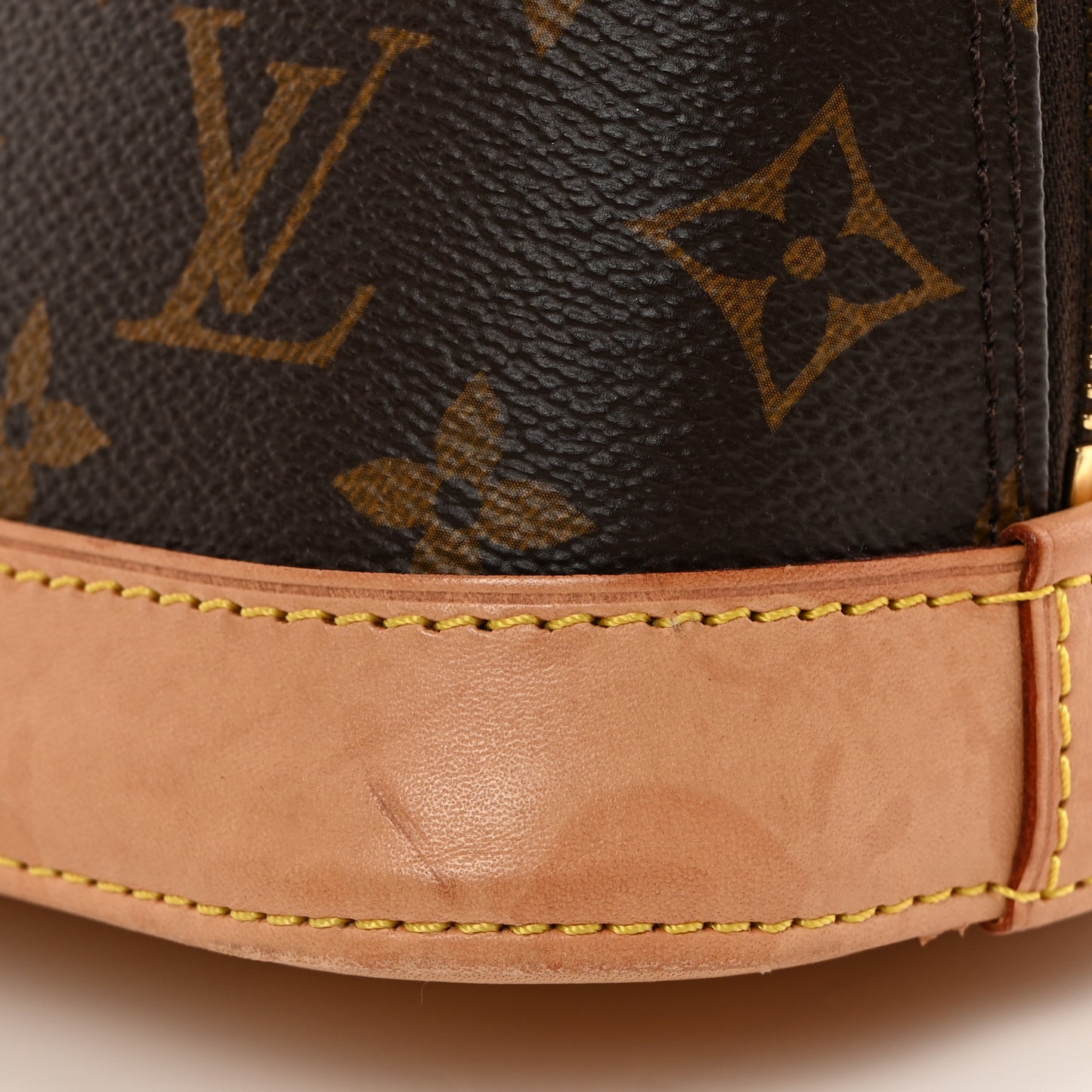 Monogram Alma BB