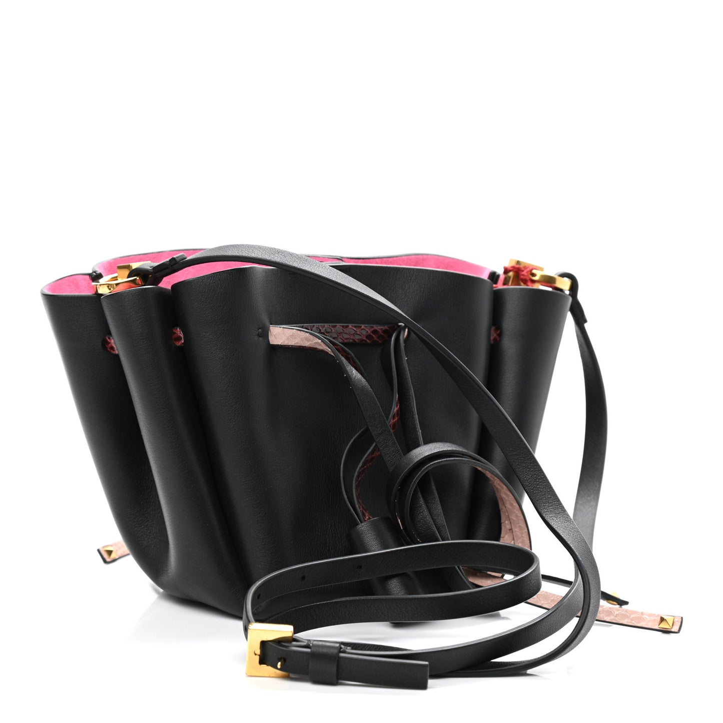 Vitello Ayers VLogo Bucket Bag Black