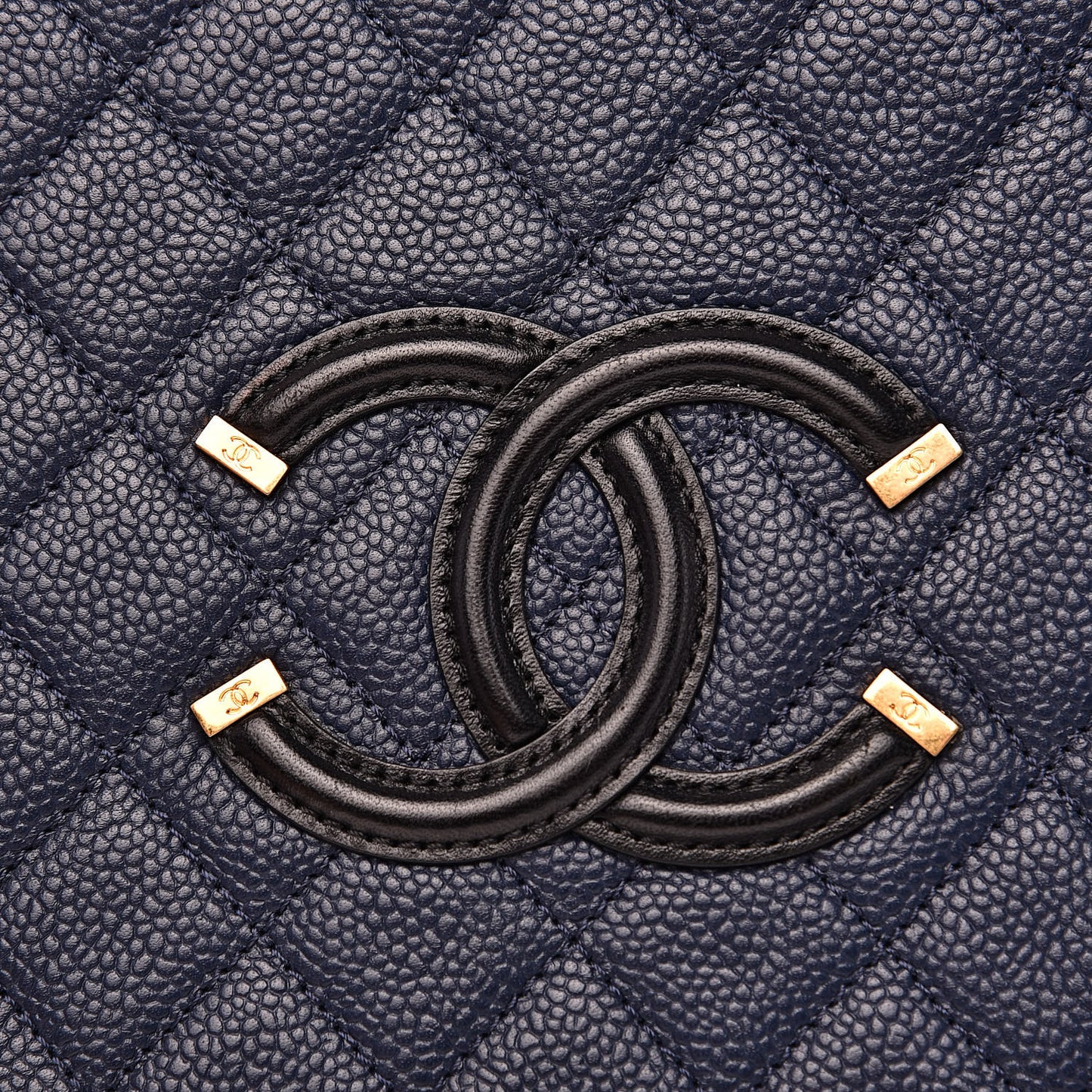 Caviar Quilted Large CC Filigree Vanity Case Navy Black
