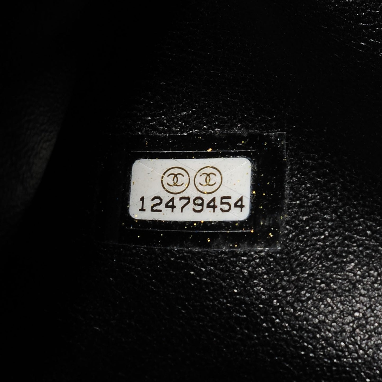 Lambskin Sensual Medium Flap Black