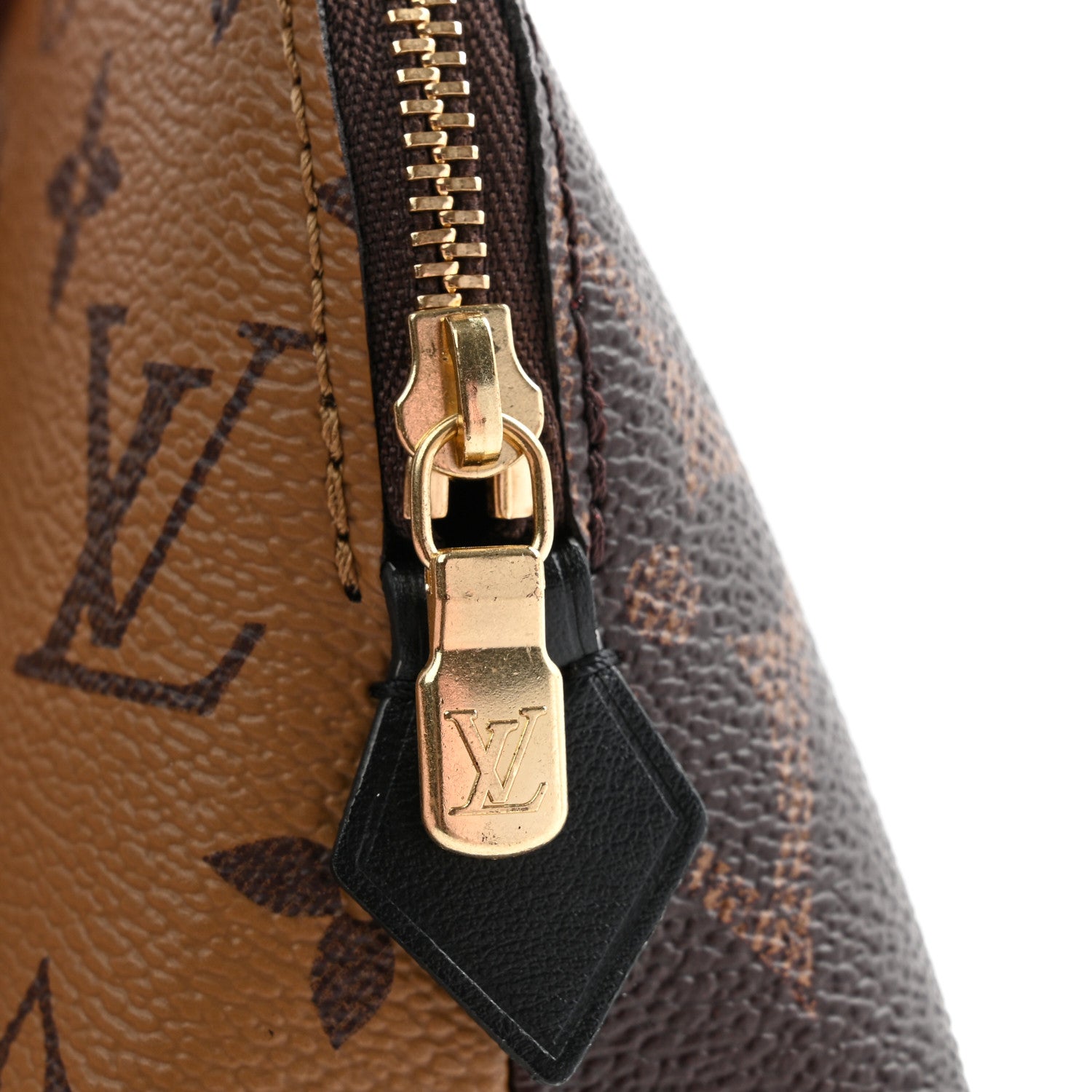 Louis Vuitton Reverse Monogram Cosmetic Pouch 1606342 – FASHIONPHILE