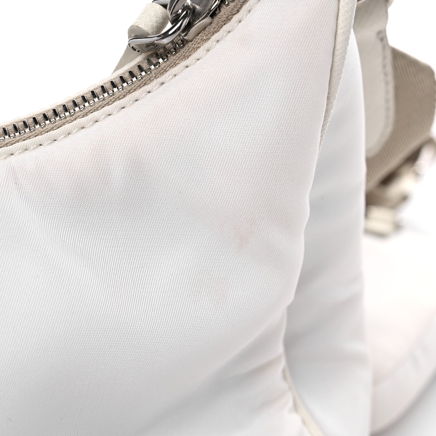 Prada Nylon Re-Edition 2005 Shoulder Bag White 13 of 14