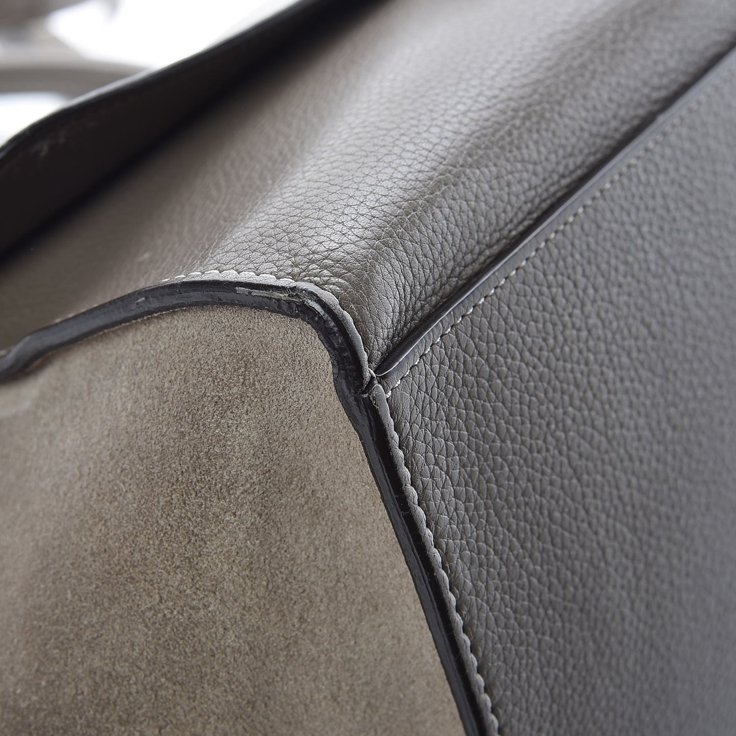 Drummed Calfskin Suede Medium Trapeze Souris