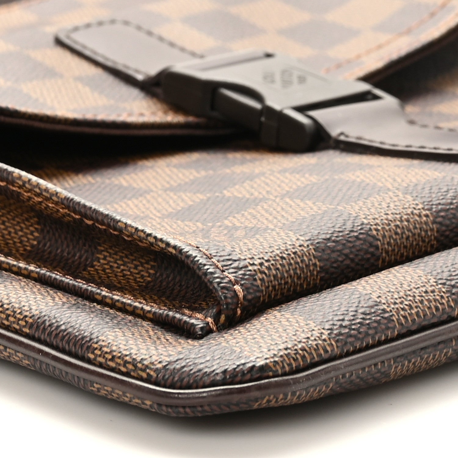 Louis Vuitton Damier Ebene Pochette Melville 7 of 8