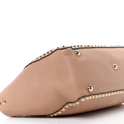 Valentino Garavani Pebbled Calfskin Medium Rockstud Tote Skin Sorbet 10 of 12