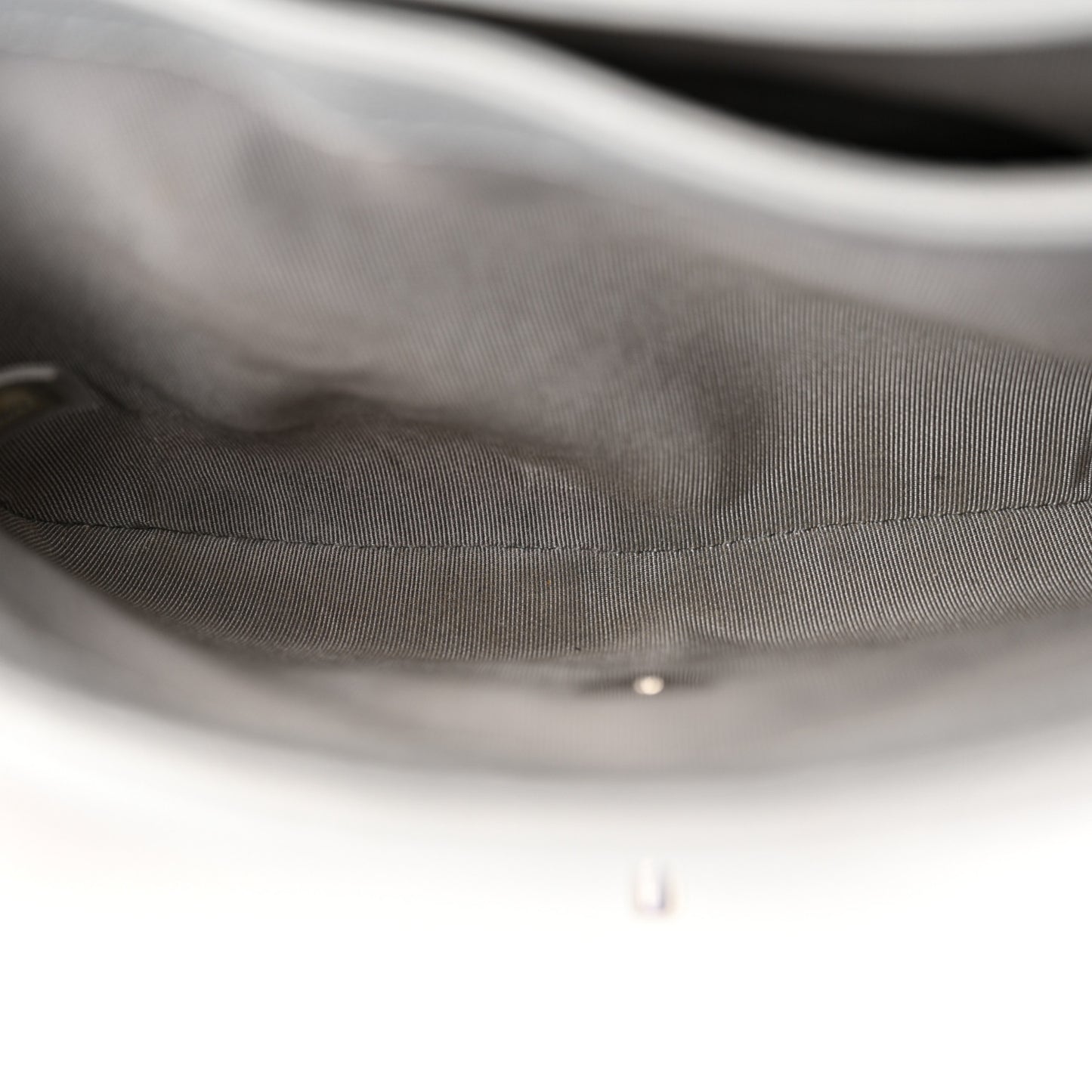 Caviar Quilted Medium Urban Companion Flap Grey