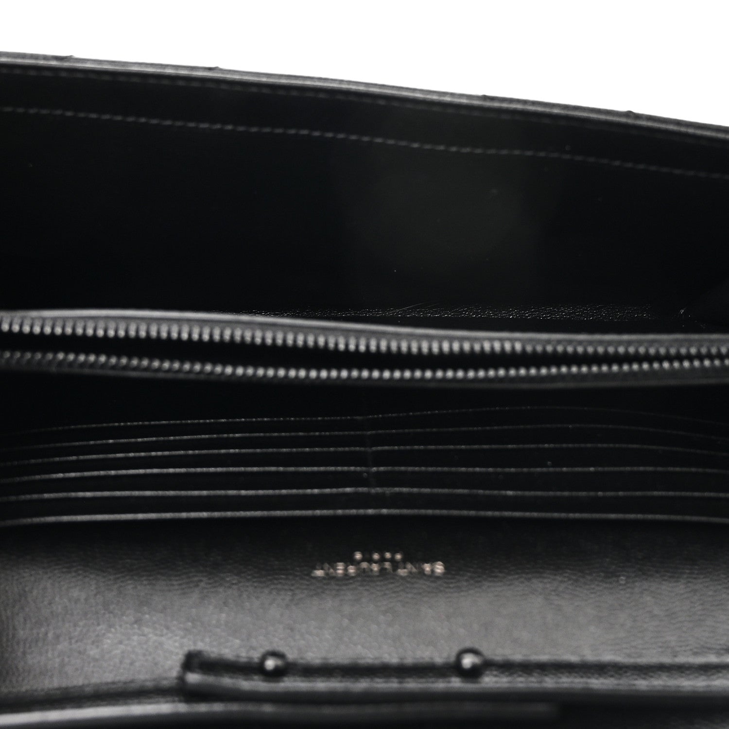 Saint Laurent Grain De Poudre Matelasse Chevron Monogram Monochrome Chain Wallet Black 5 of 10