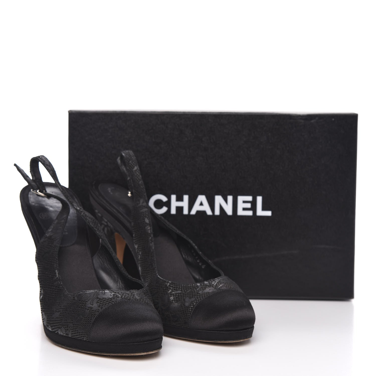 Chanel Lace Cap Toe CC Slingback Pumps 40 Black 10 of 10