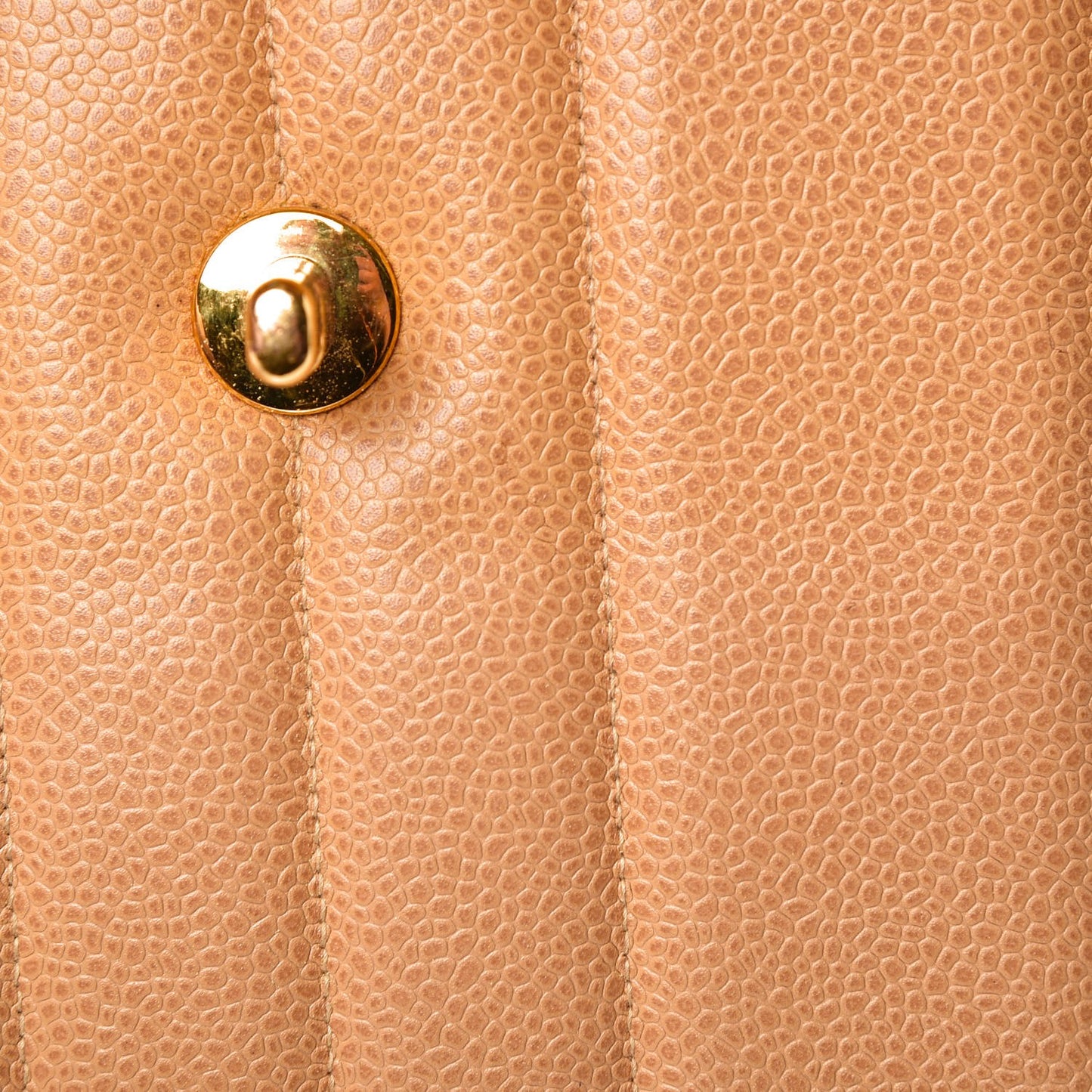 Caviar Vertical Quilted Jumbo Single Flap Beige