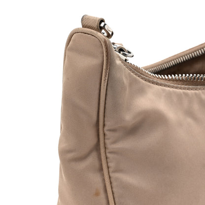 Prada Nylon Re-Edition 2005 Shoulder Bag Cammeo 15 of 17
