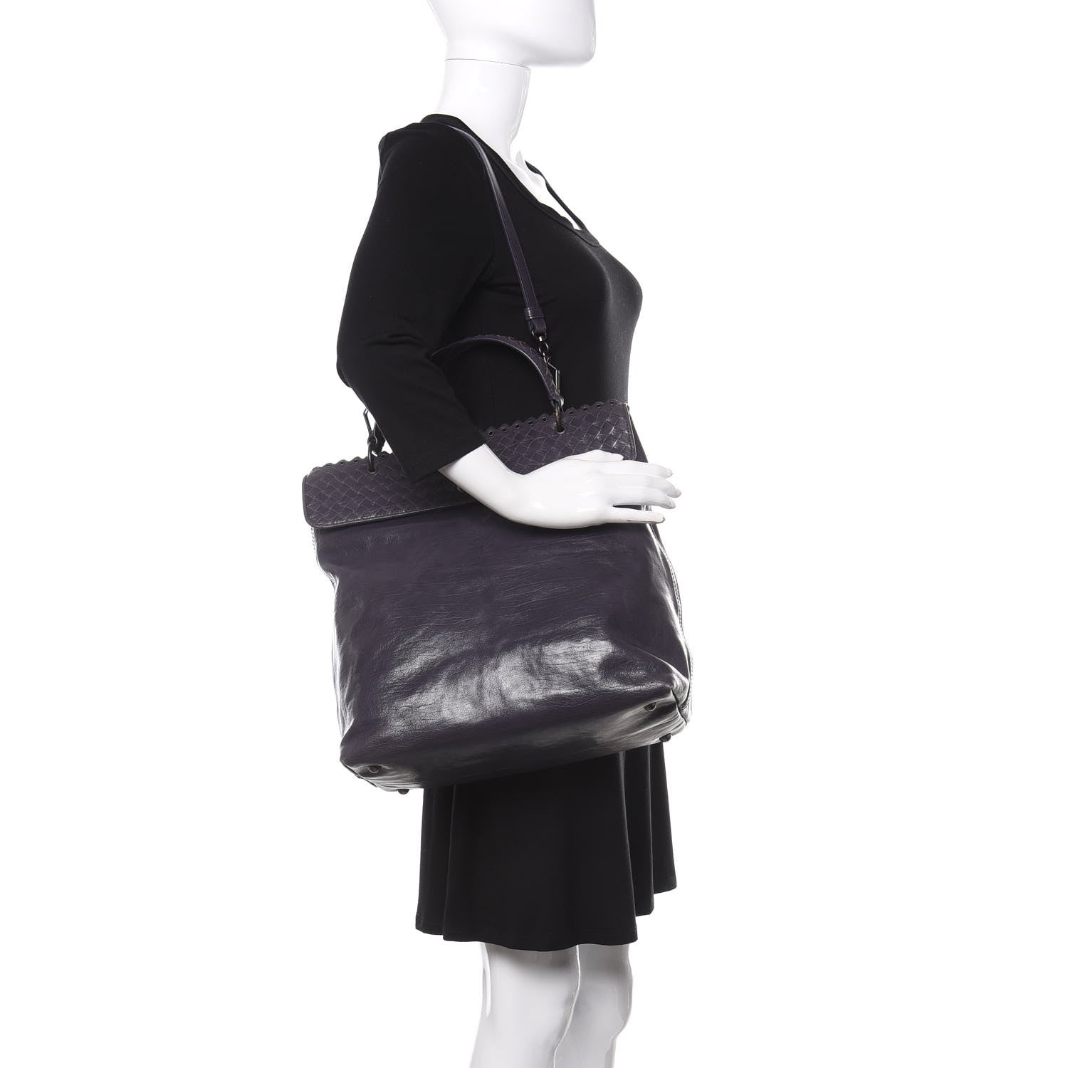 Bottega Veneta Intrecciato Large Plume Tote Ink 2 of 14