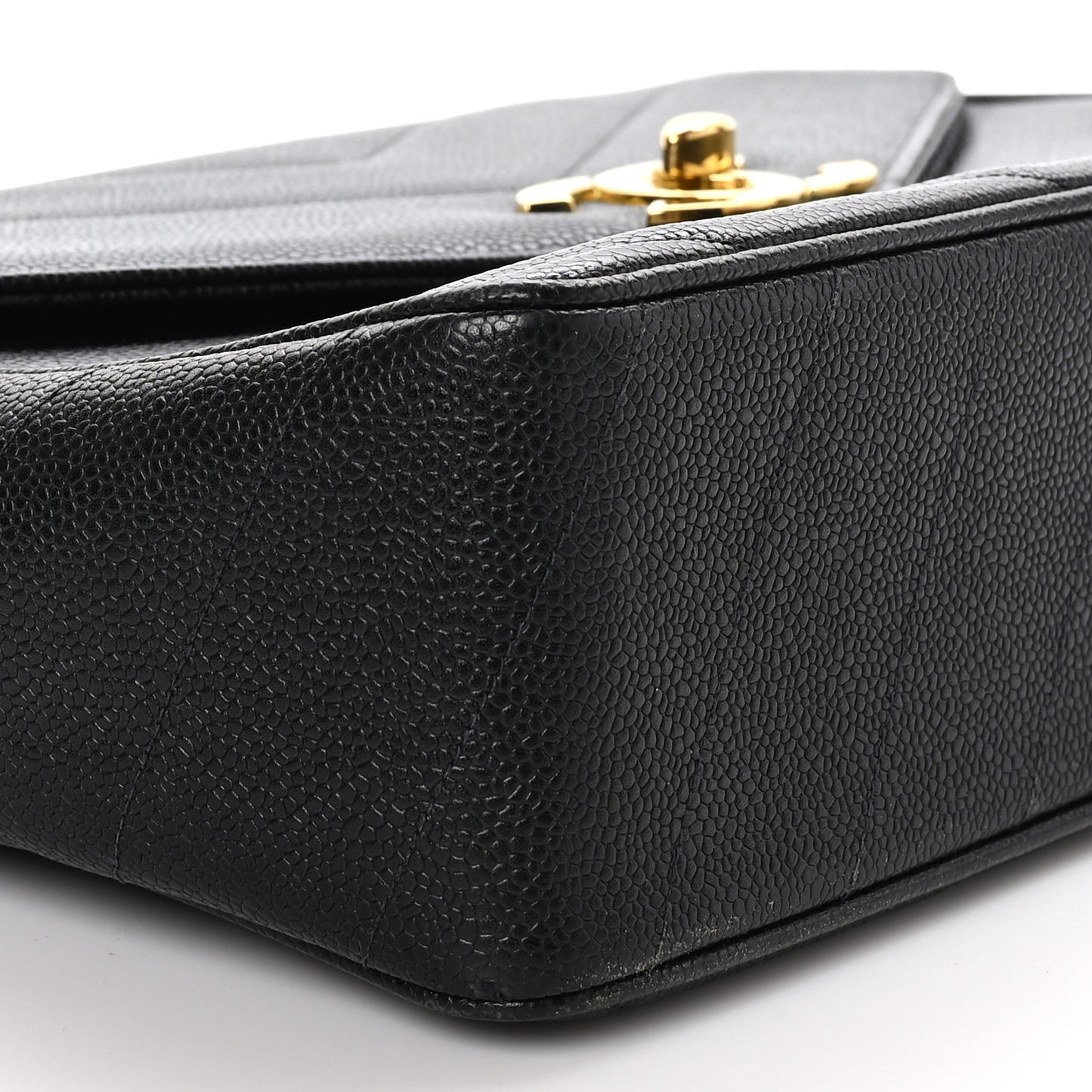 Caviar Chevron Quilted Jumbo Single Flap Black