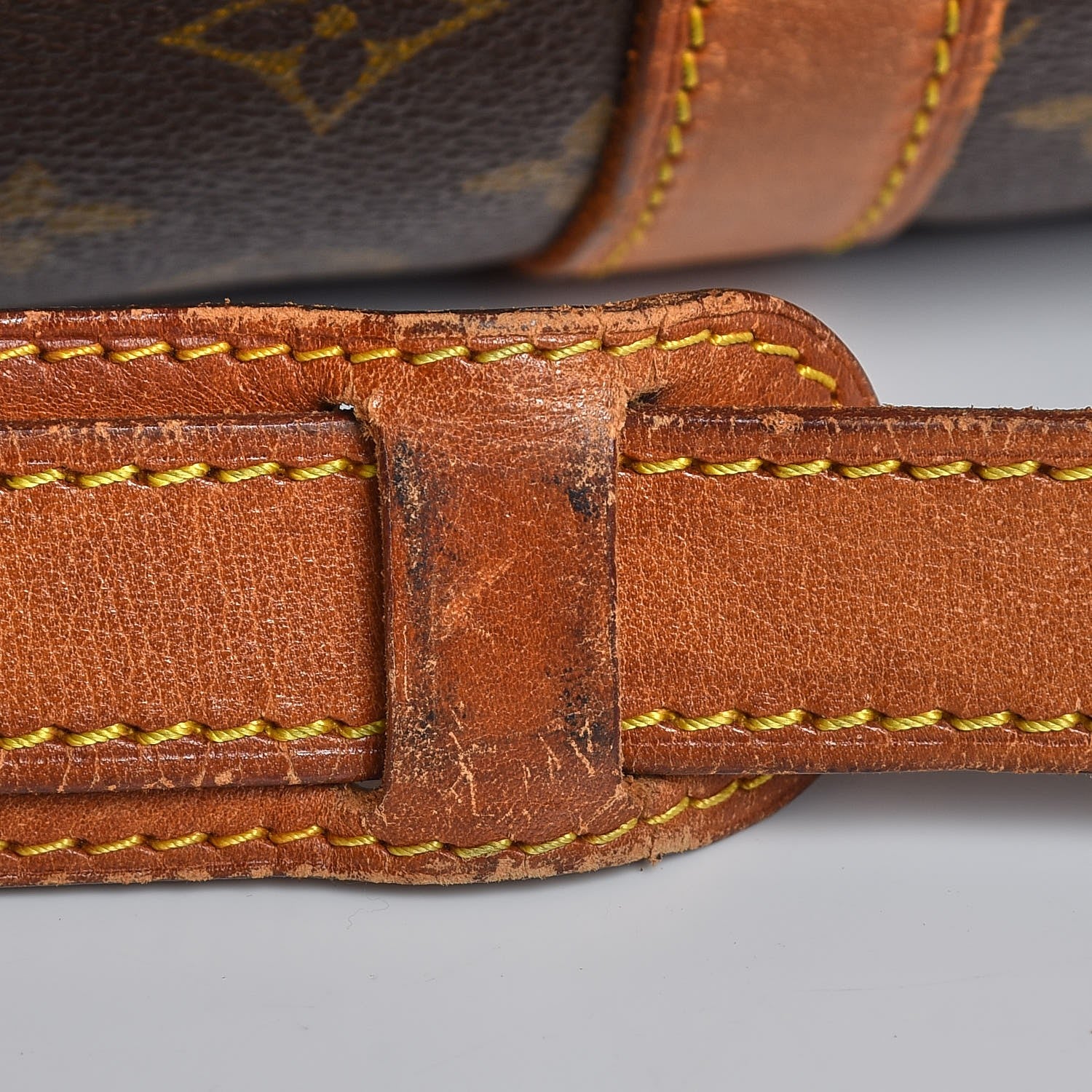 Louis Vuitton Monogram Keepall Bandouliere 60 18 of 24