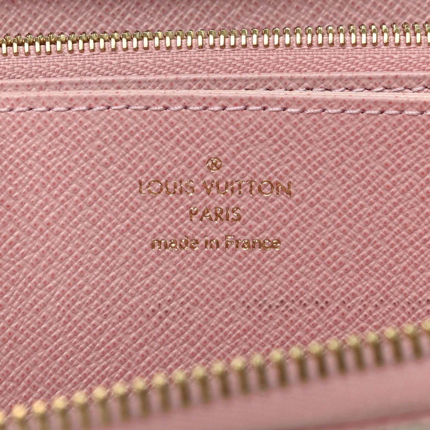 Damier Azur Zippy Wallet Rose Ballerine