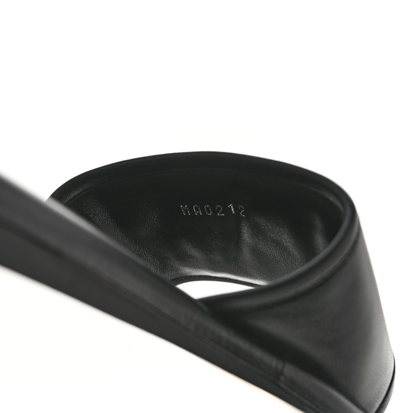 Lambskin Magnetic Flat Mule 36 Black